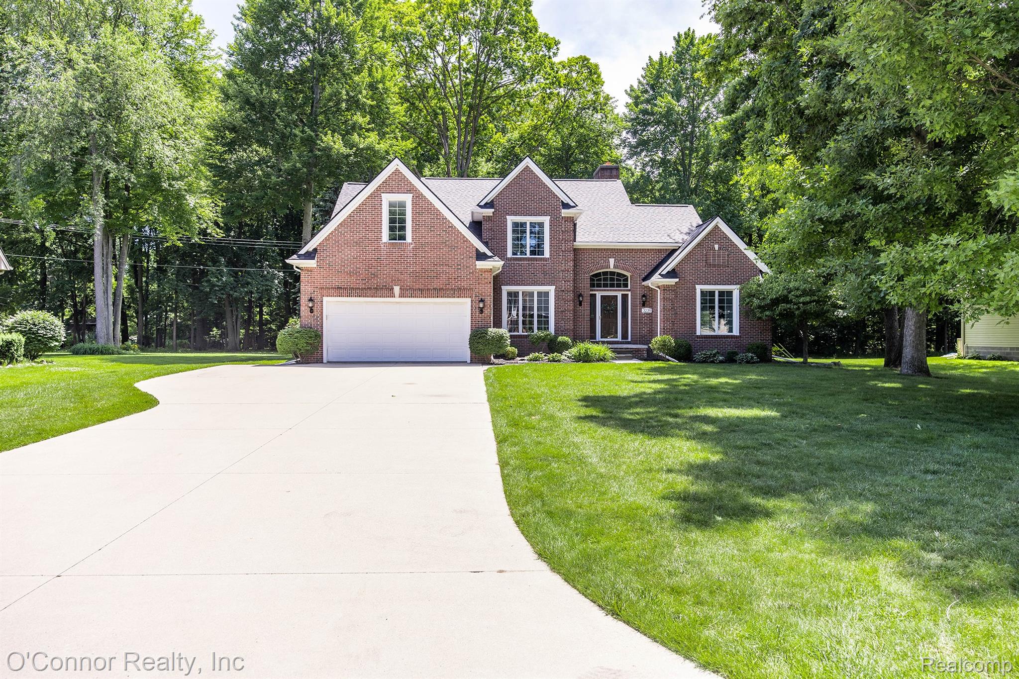 3239 Turnberry Property Photo 41