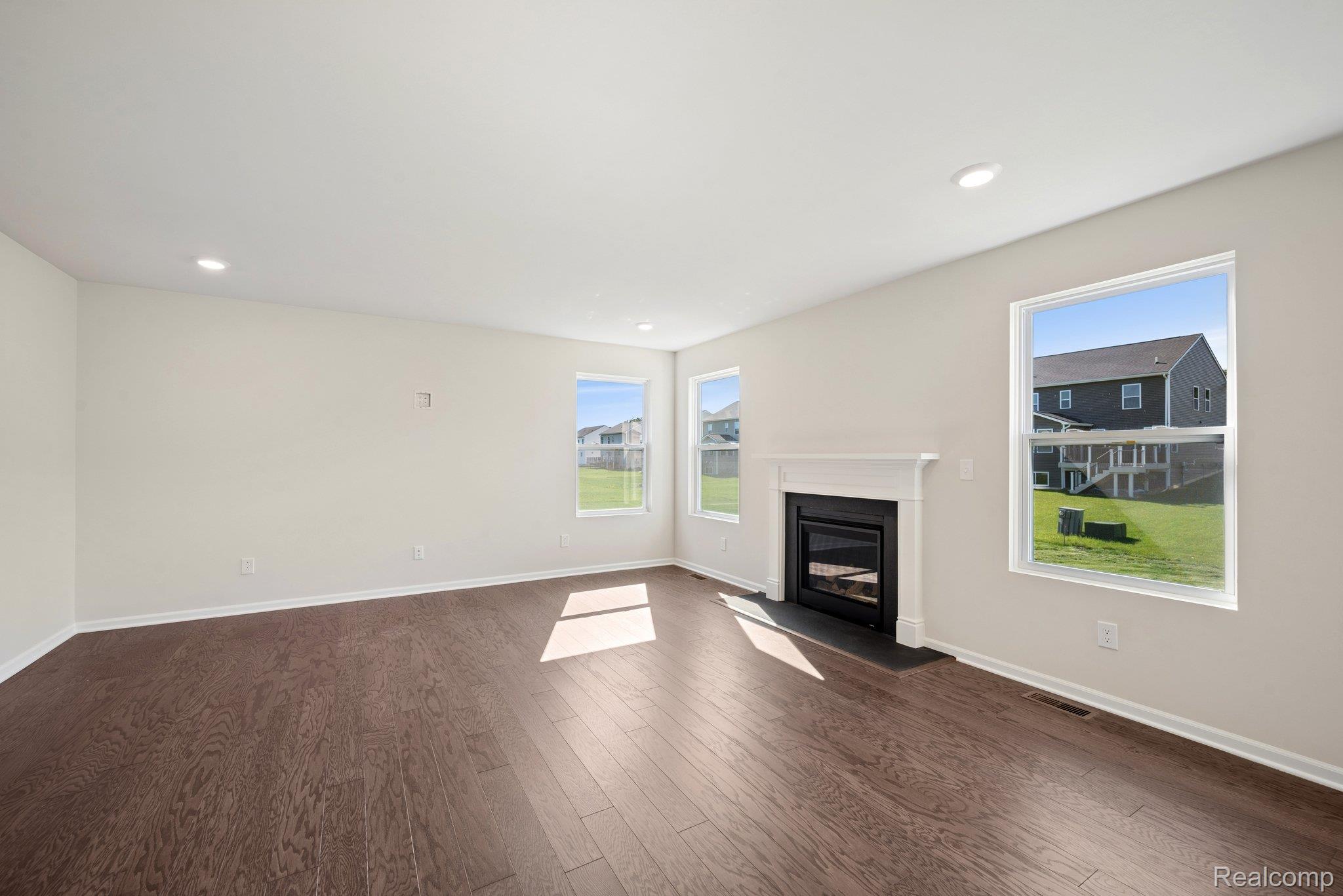 610 Harvest Way Property Photo 10