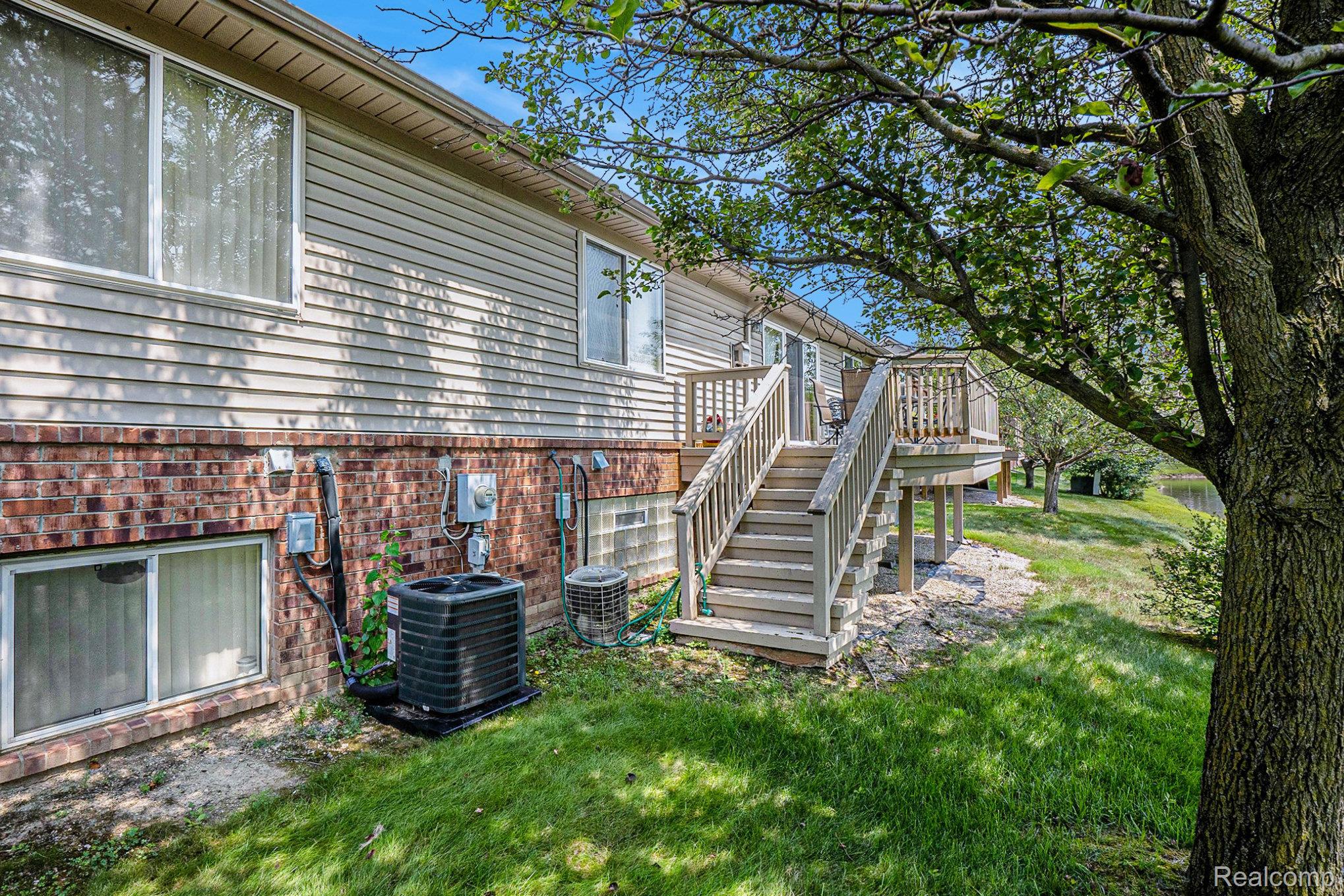 5477 Victory Circle Property Photo 30