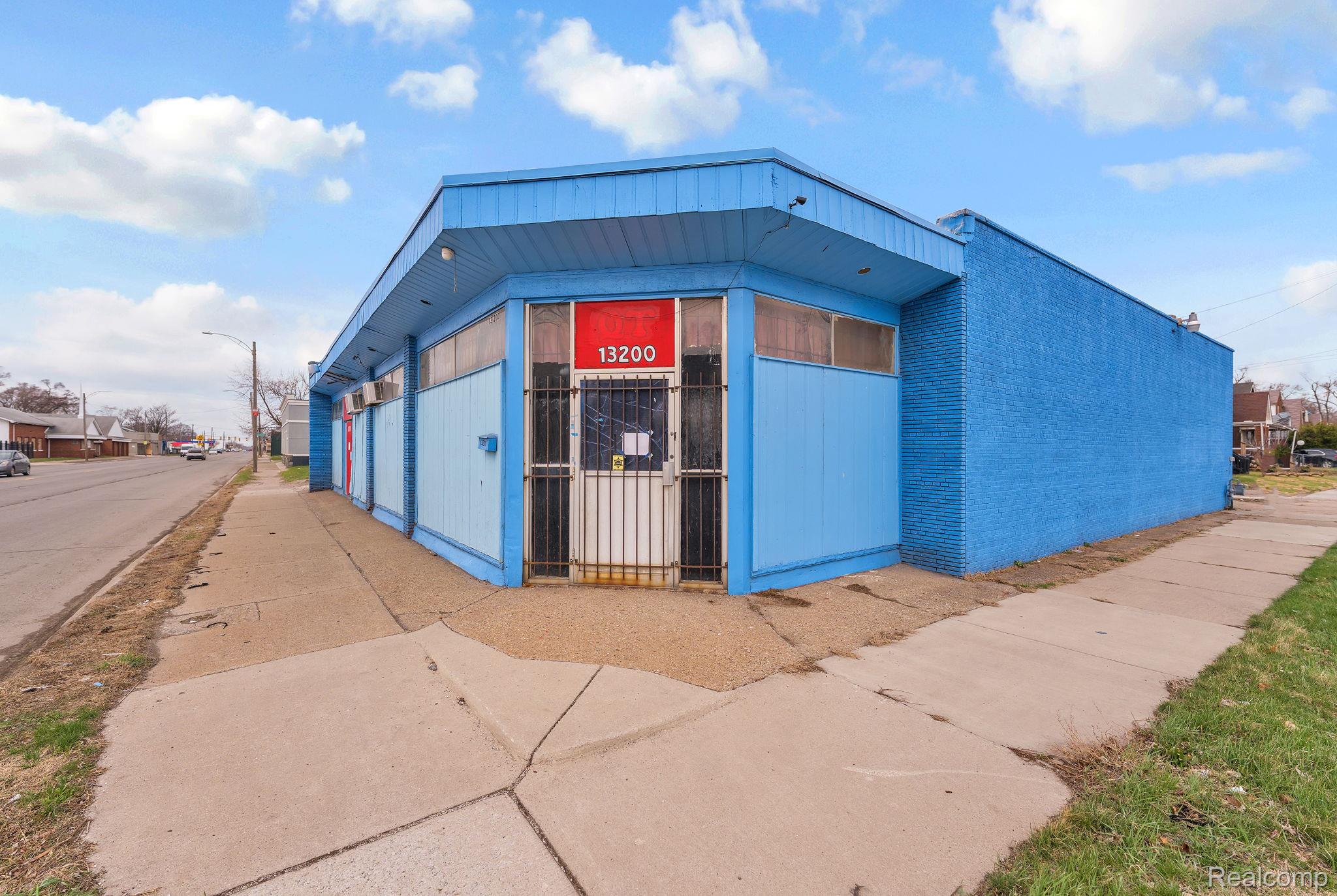 13200 Fenkell Street Property Photo 1