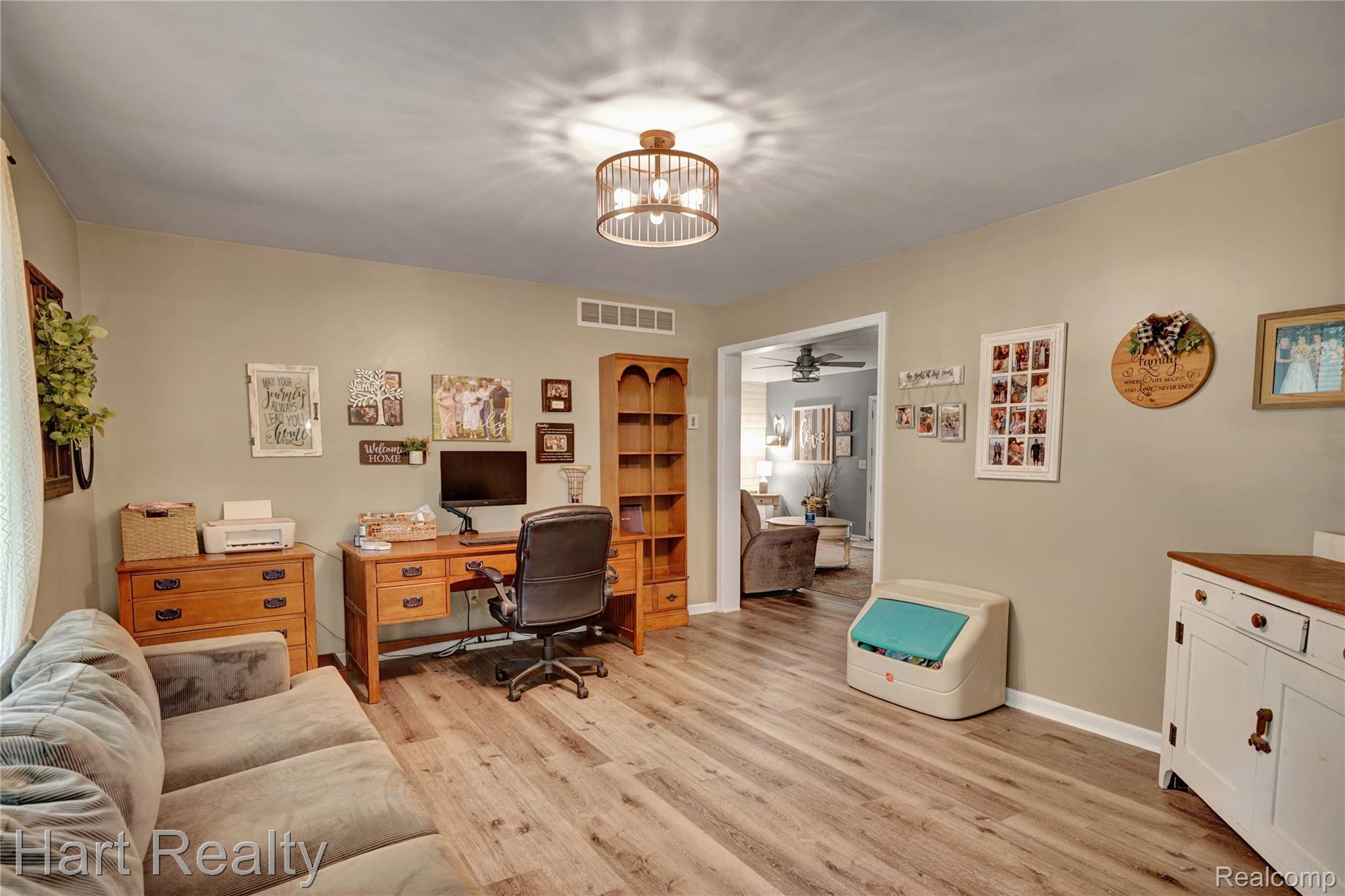 7167 Brown School Road Property Photo 12