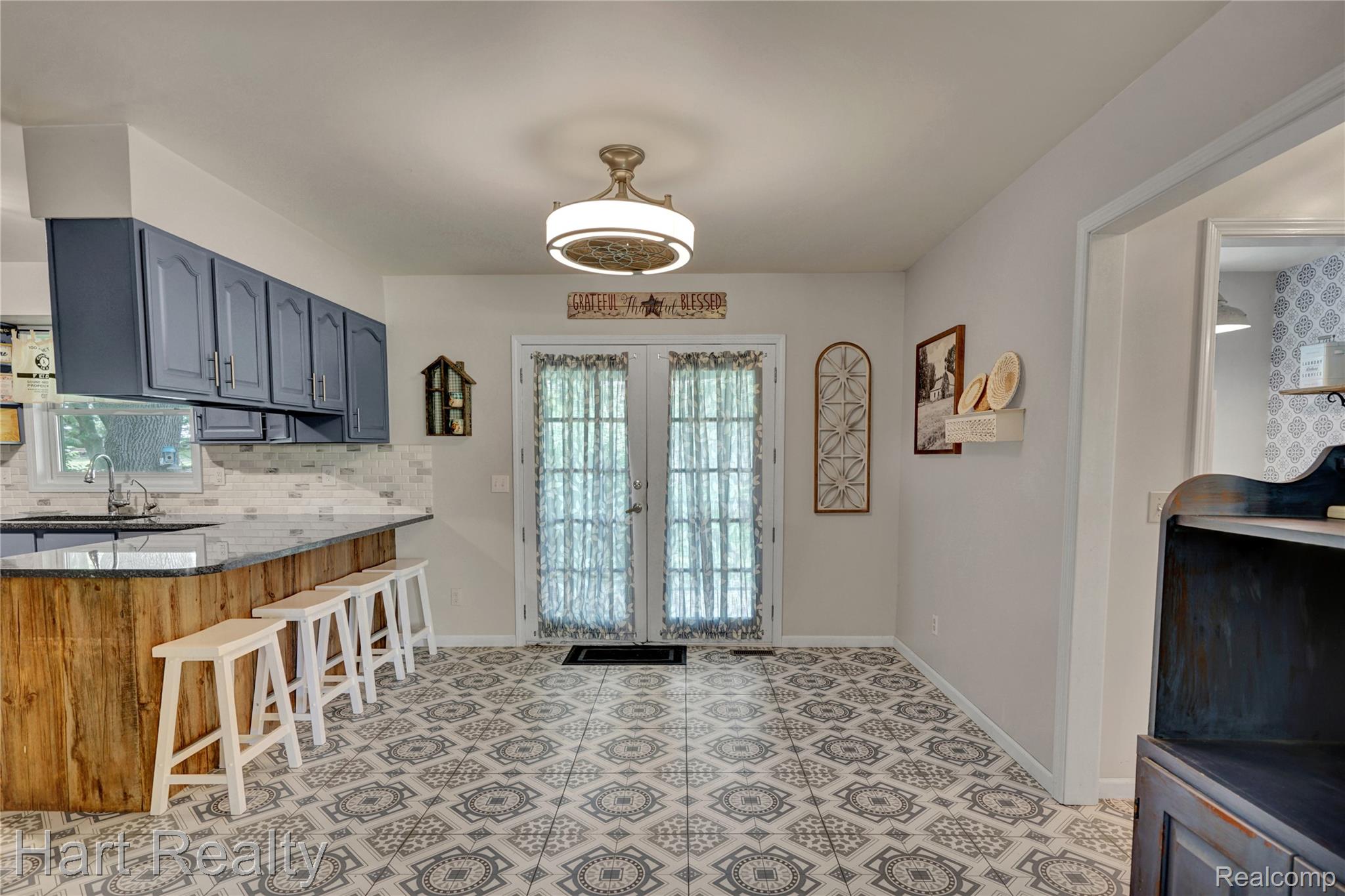 7167 Brown School Road Property Photo 21