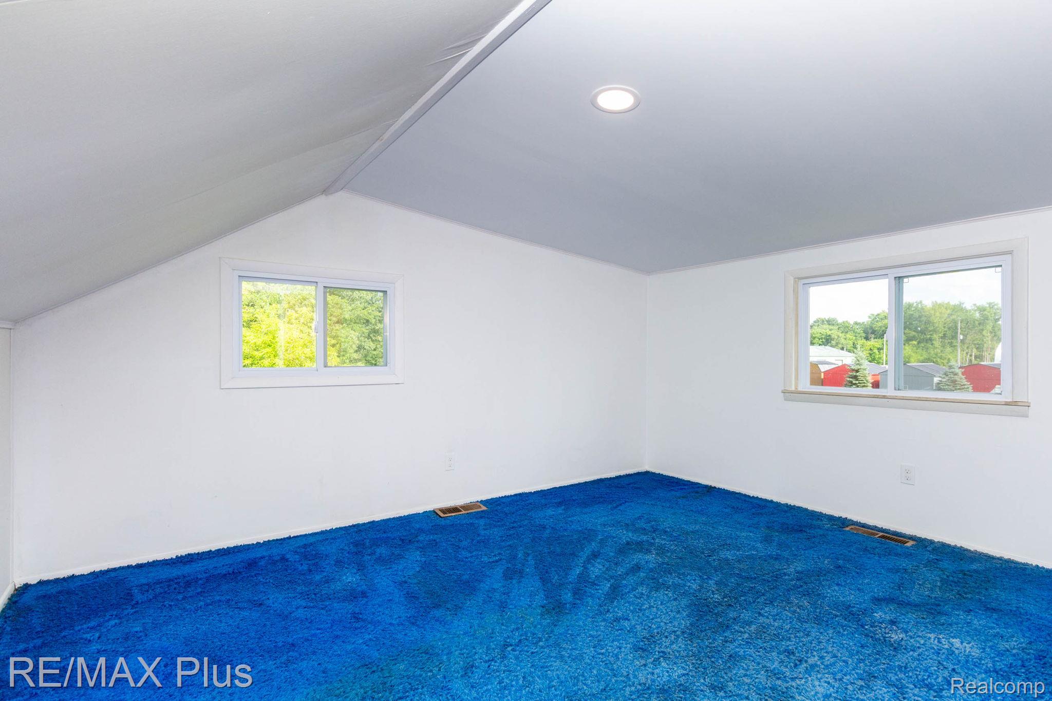 3350 N Belsay Road Property Photo 18