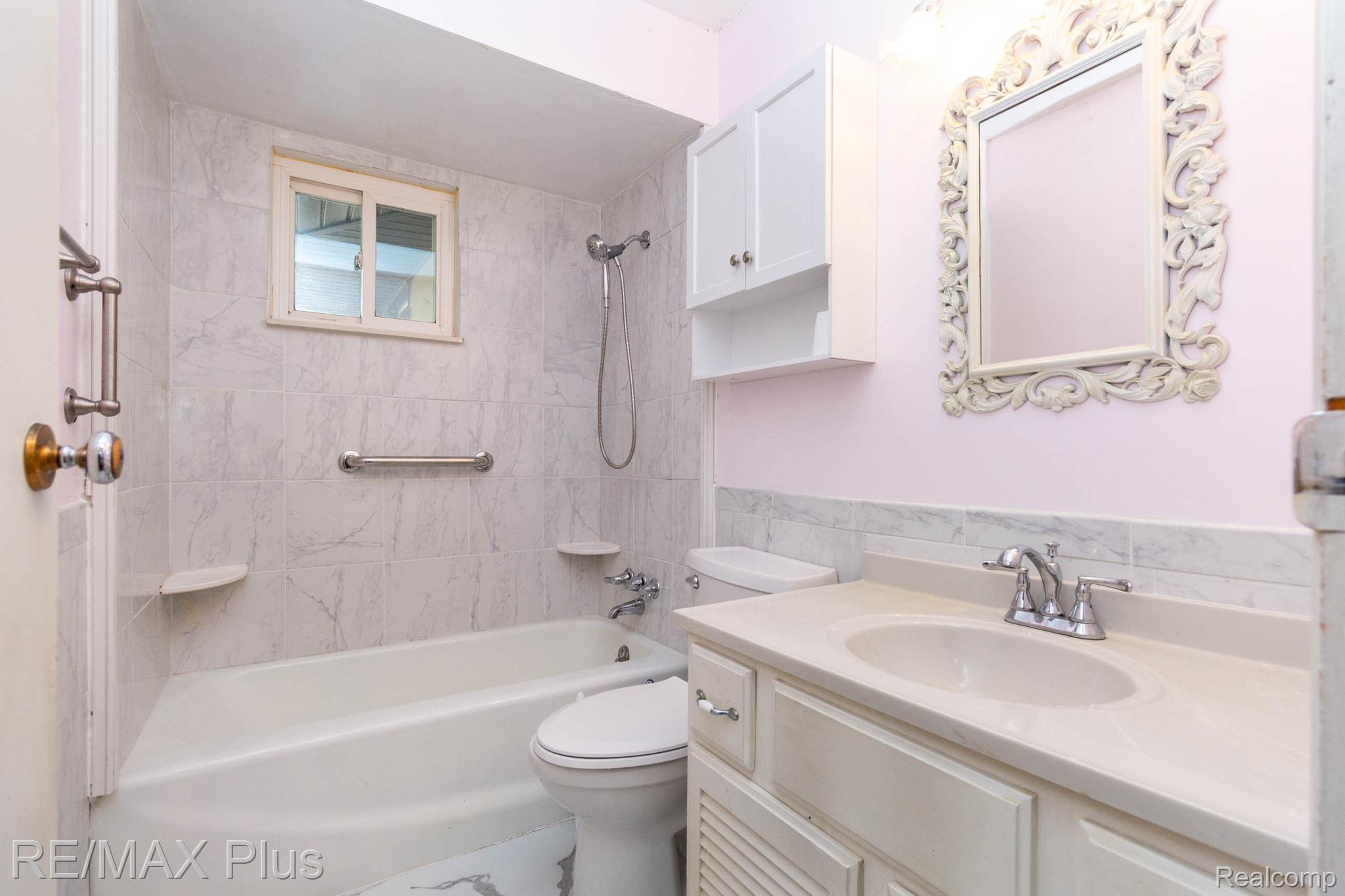3350 N Belsay Road Property Photo 24