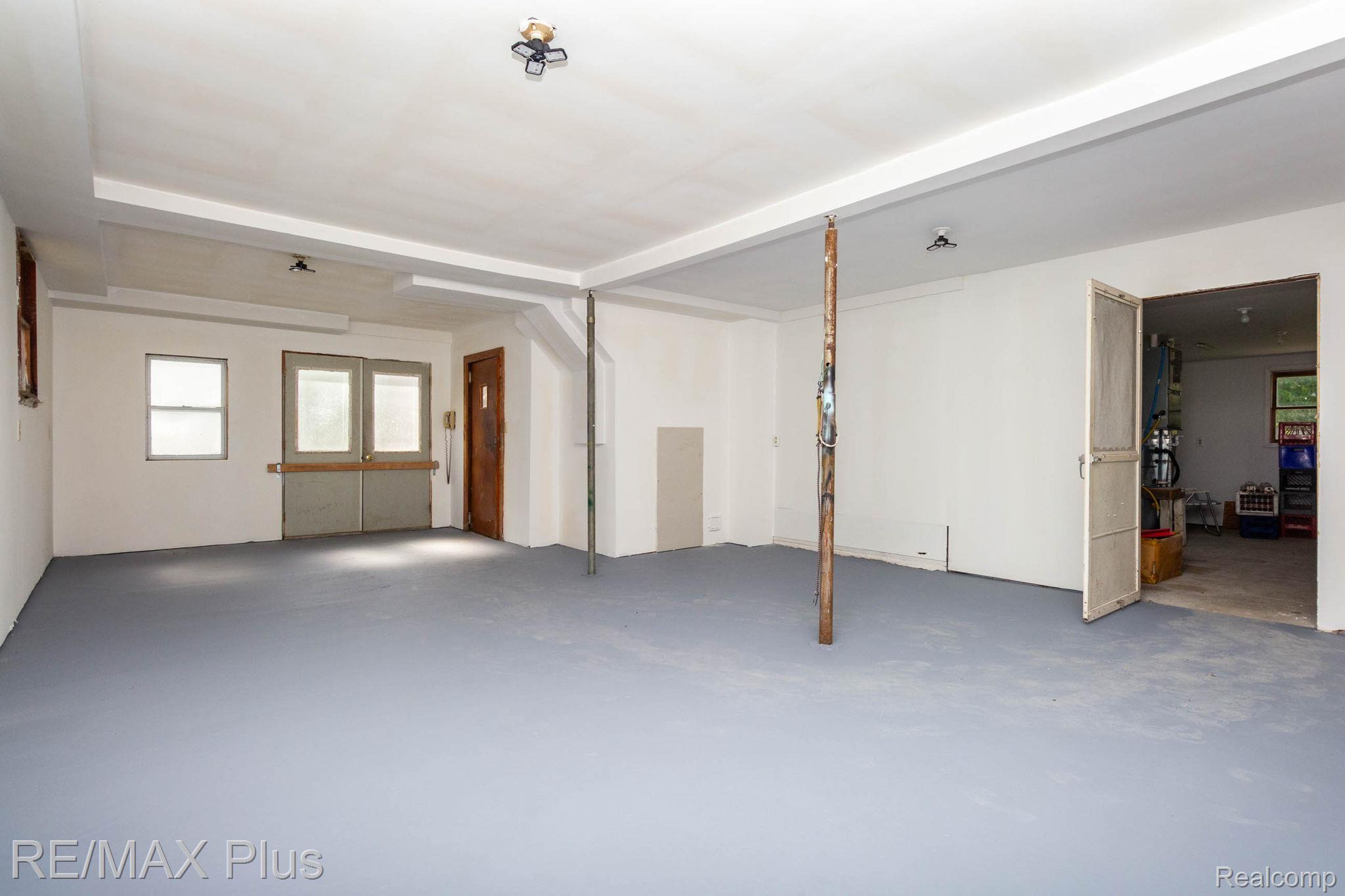 3350 N Belsay Road Property Photo 29
