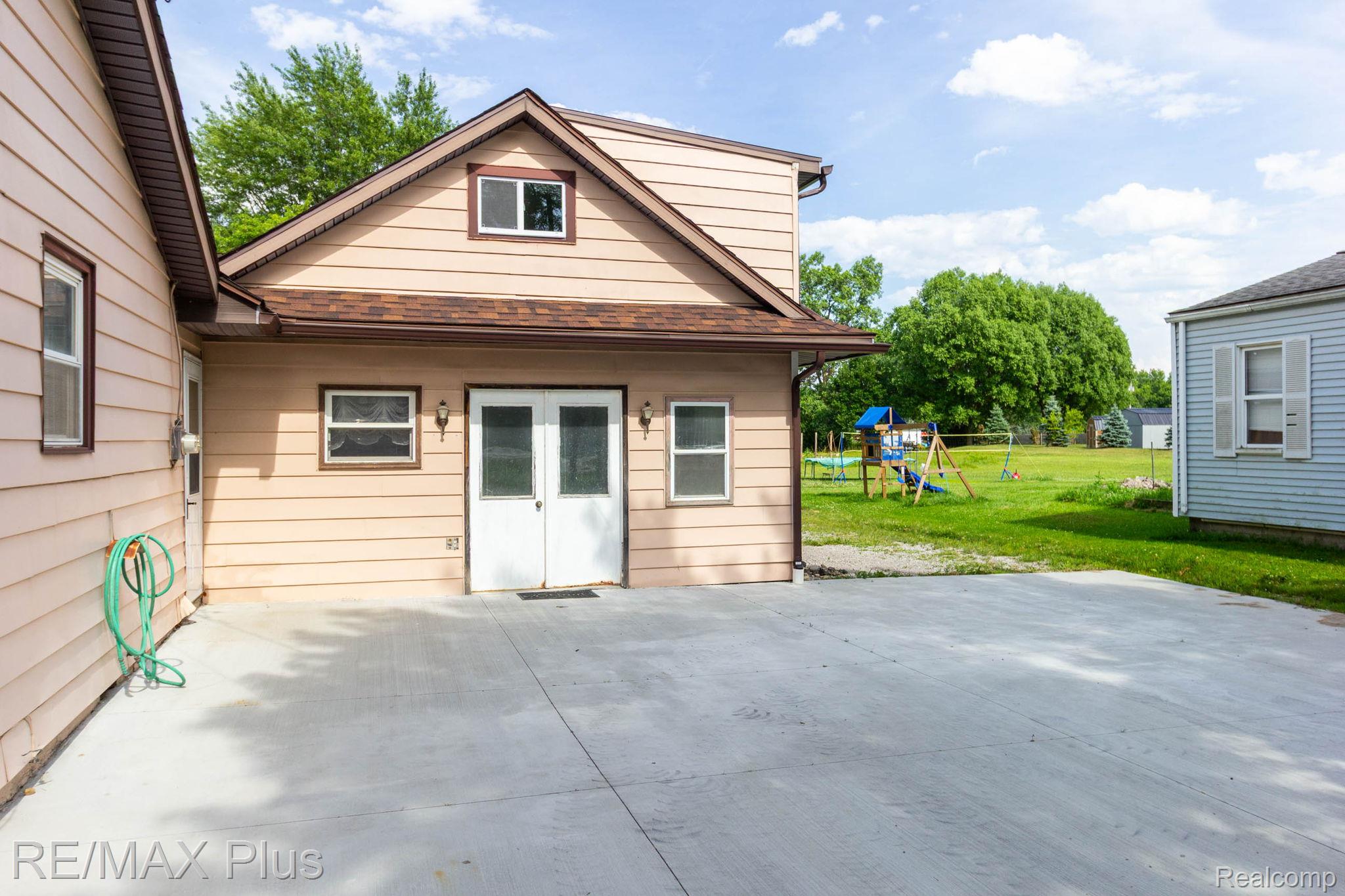 3350 N Belsay Road Property Photo 35