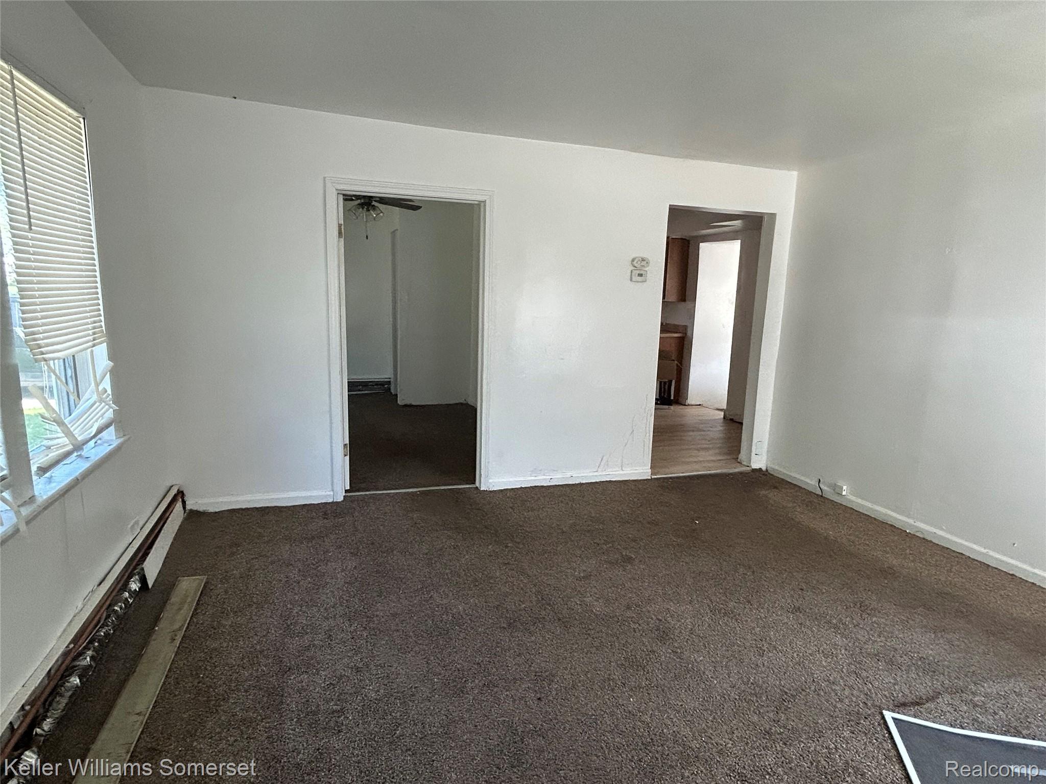 23076 Melrose Avenue Property Photo 13