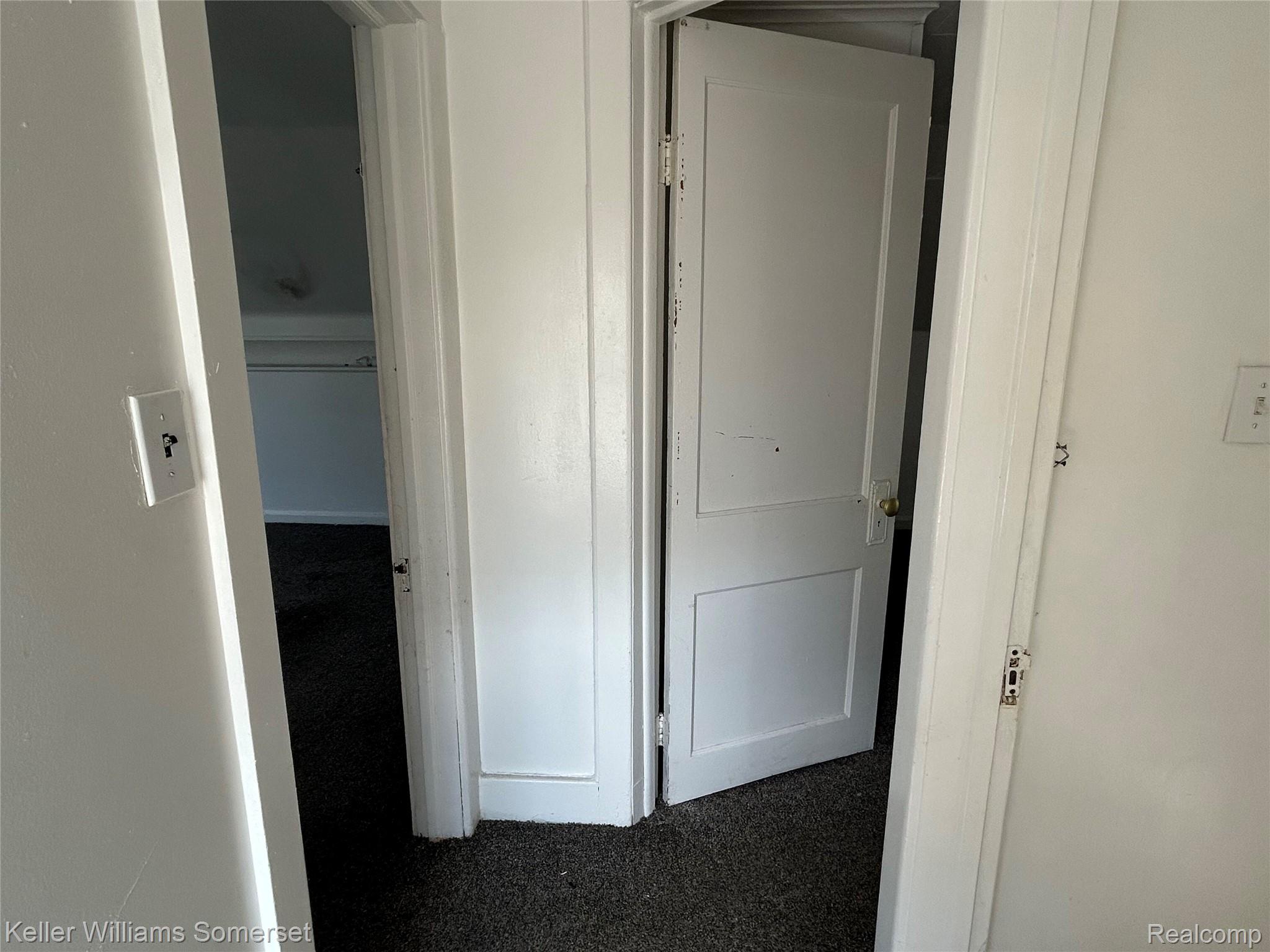 23076 Melrose Avenue Property Photo 23