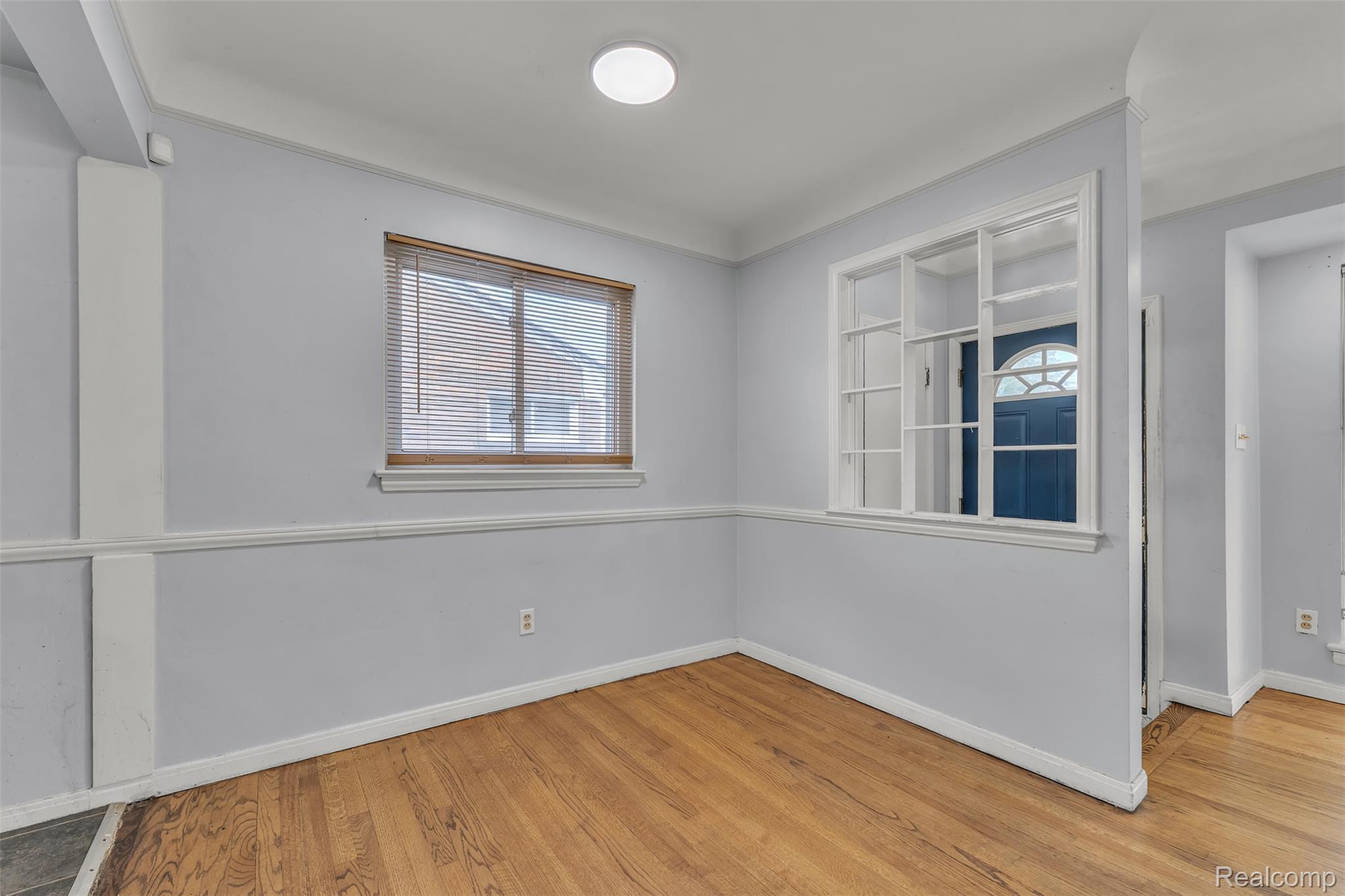 16625 Beech Daly Road Property Photo 10