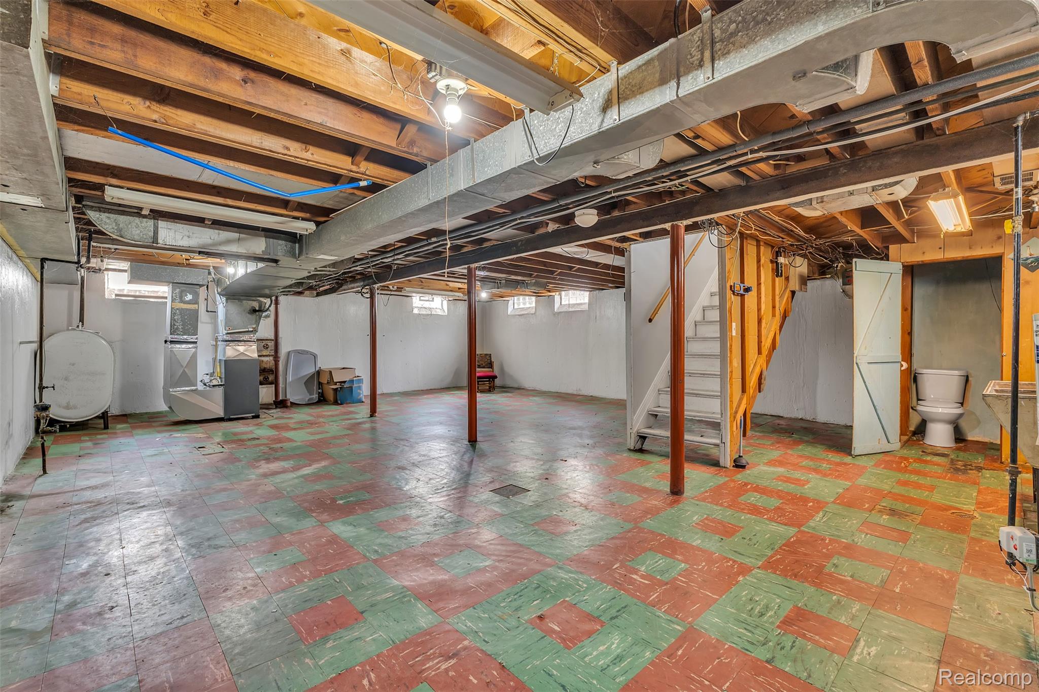 16625 Beech Daly Road Property Photo 24