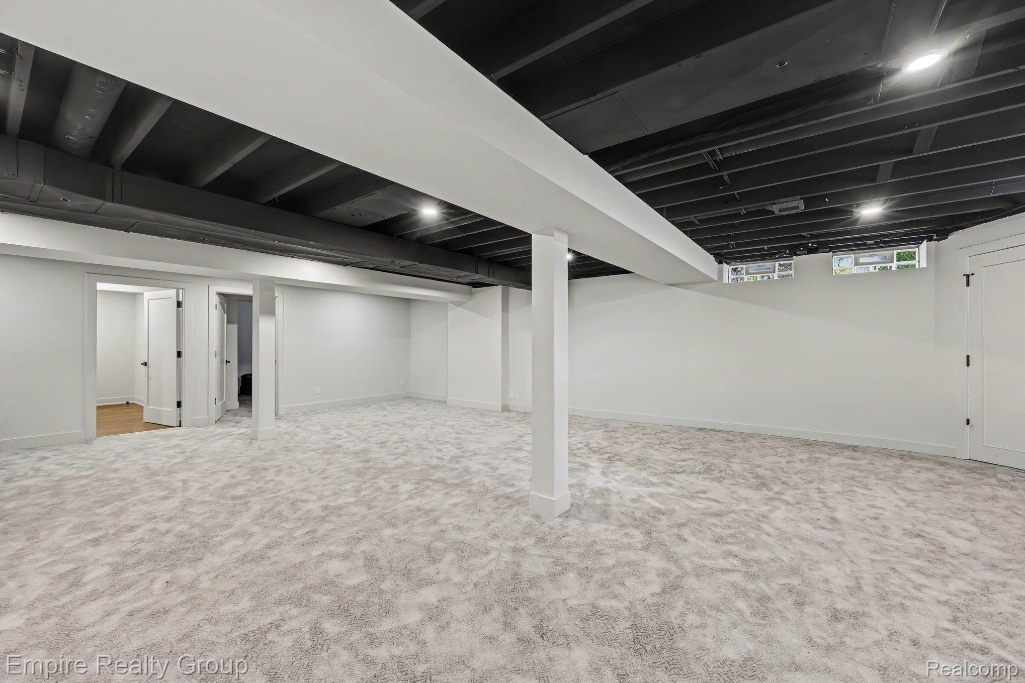 4340 Queens Way Property Photo 38