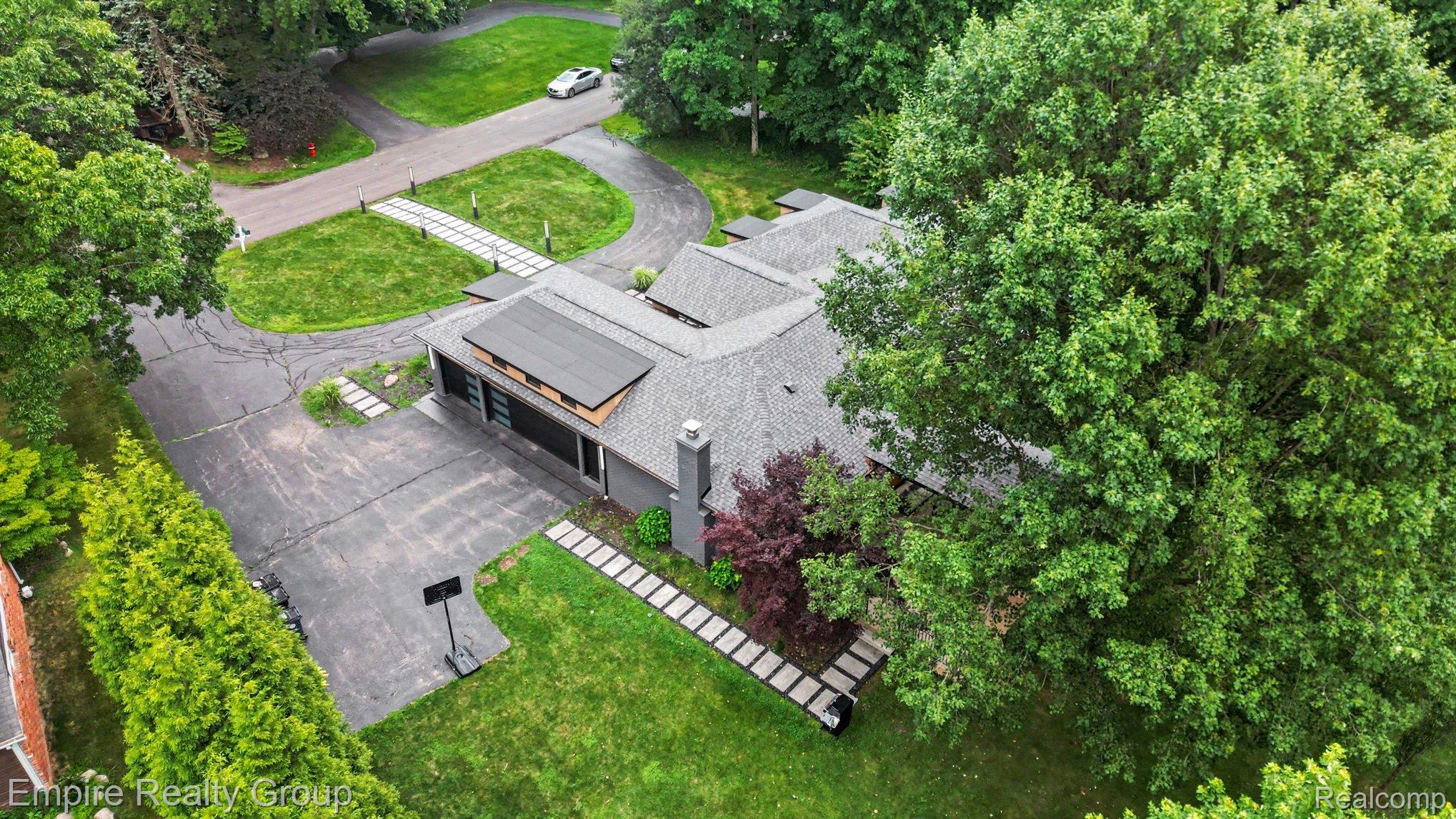 4340 Queens Way Property Photo 58