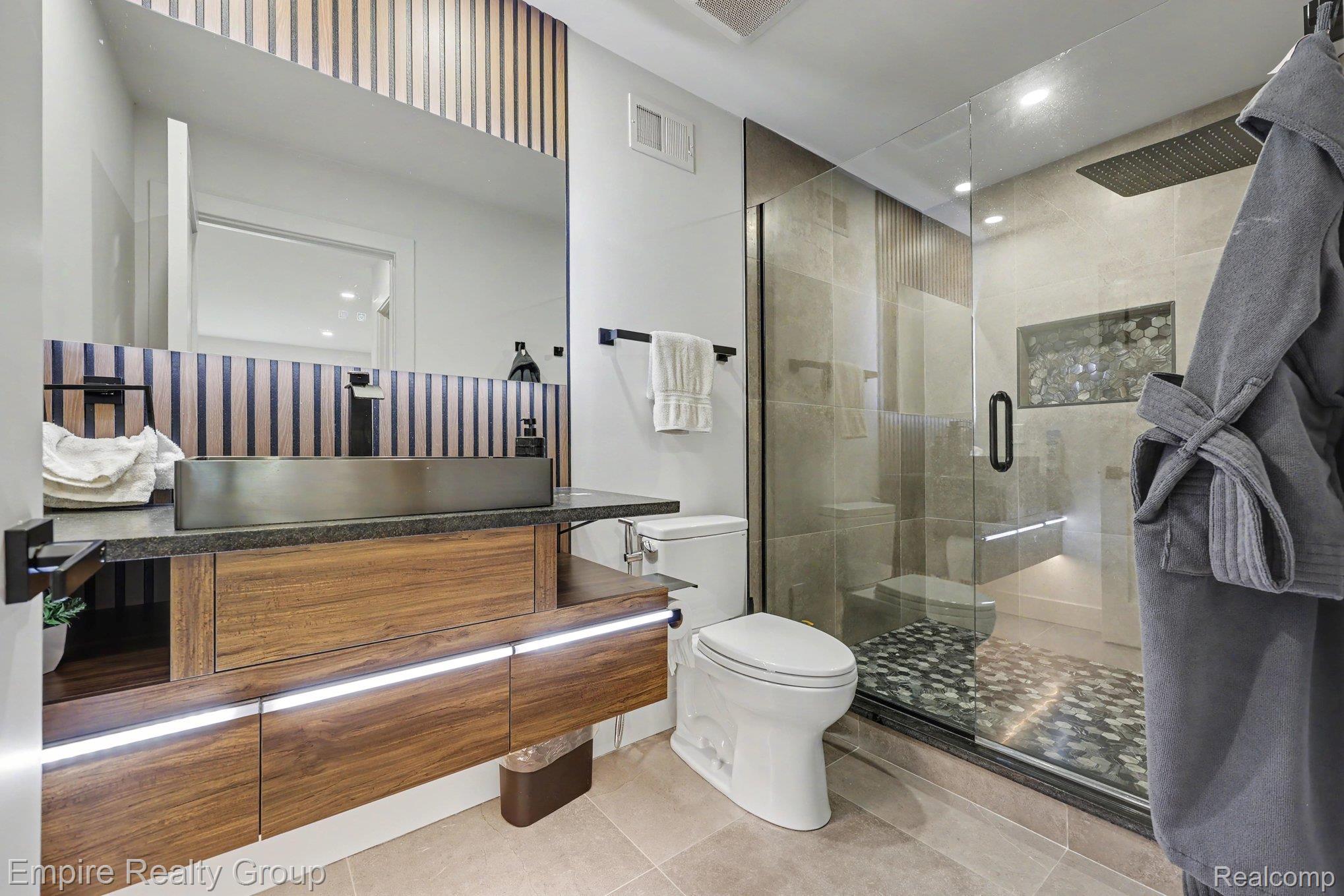 4340 Queens Way Property Photo 62