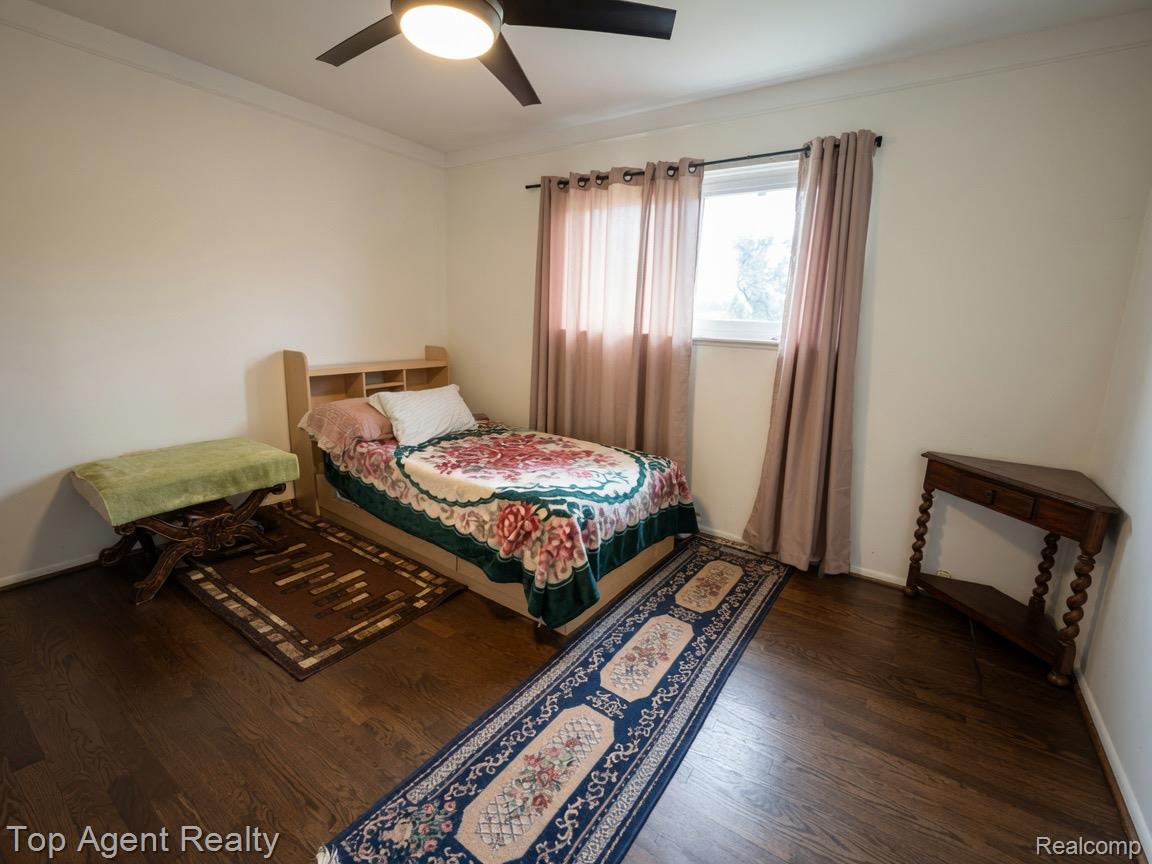 4436 Buckingham Drive Property Photo 12