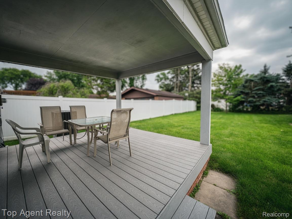 4436 Buckingham Drive Property Photo 16