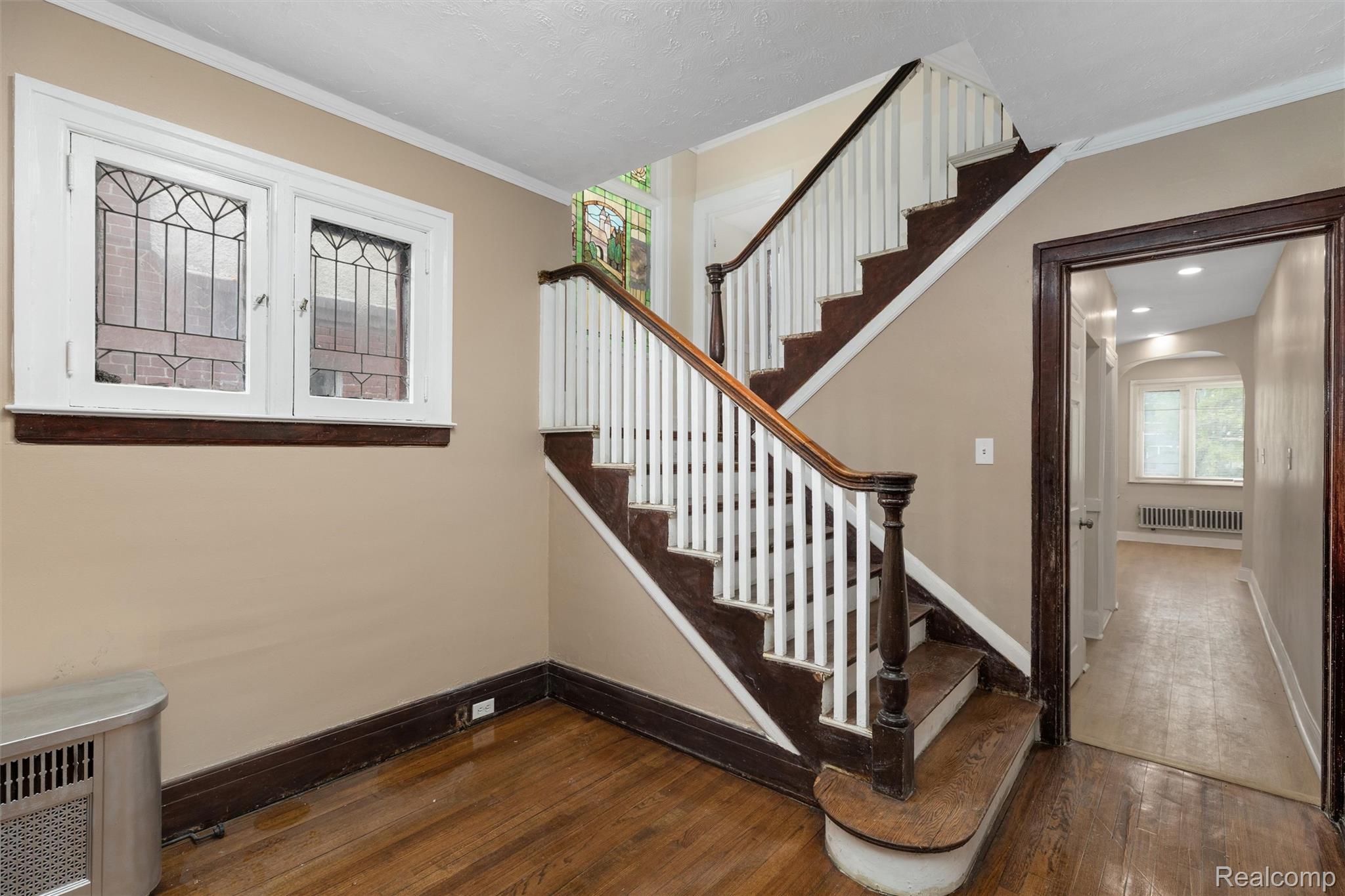 121 Colorado Street Property Photo 4
