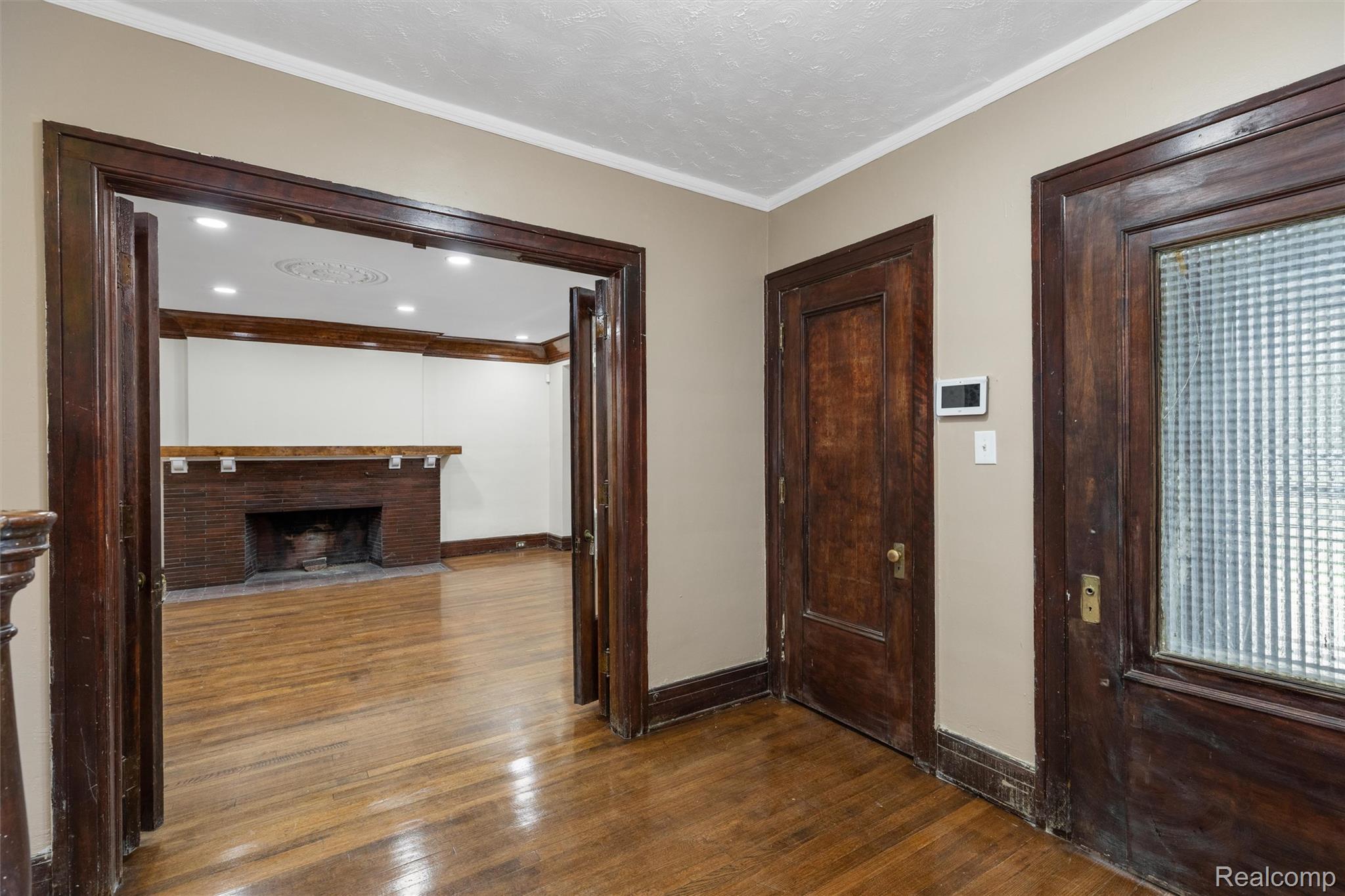 121 Colorado Street Property Photo 5