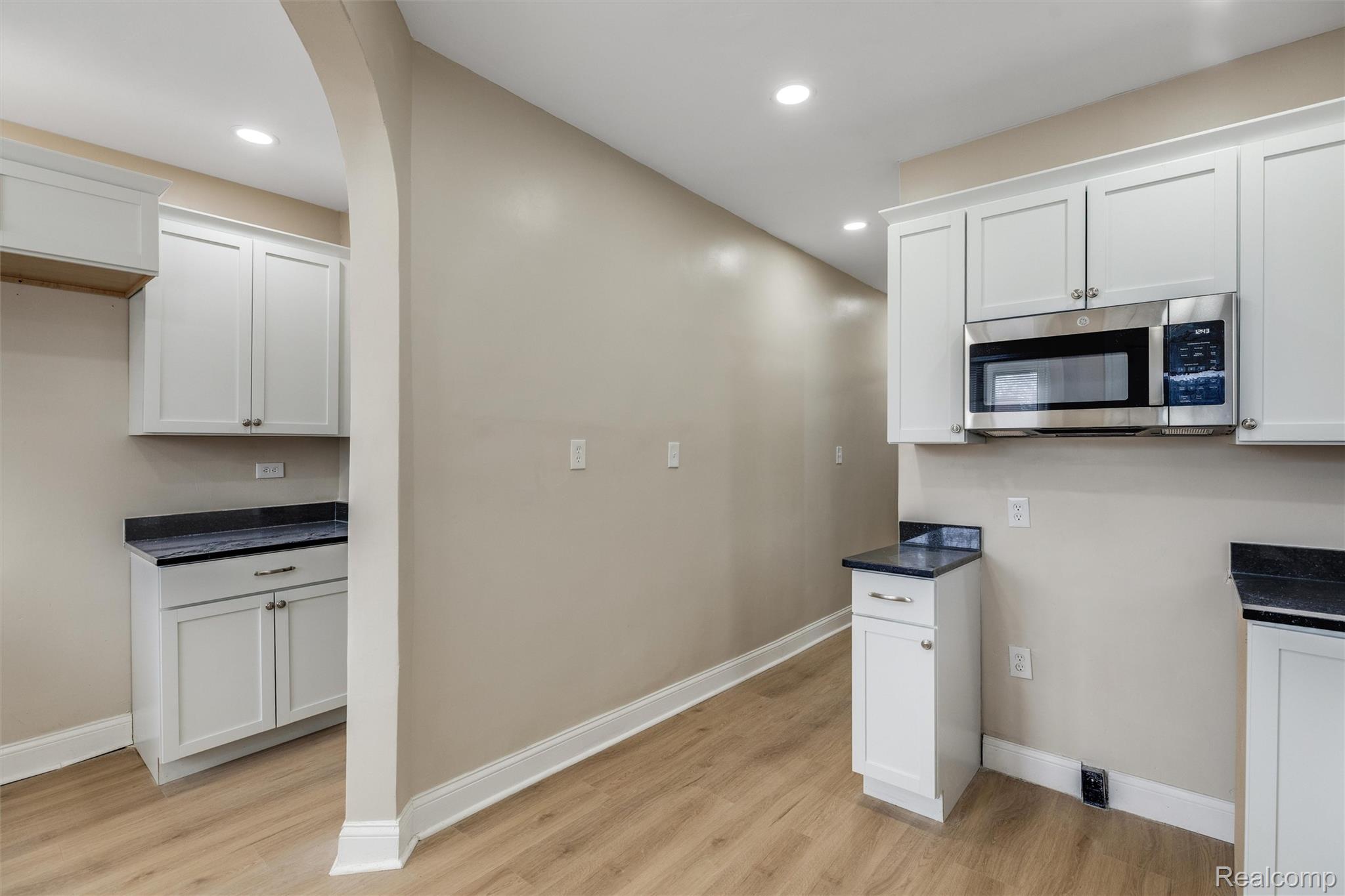 121 Colorado Street Property Photo 15