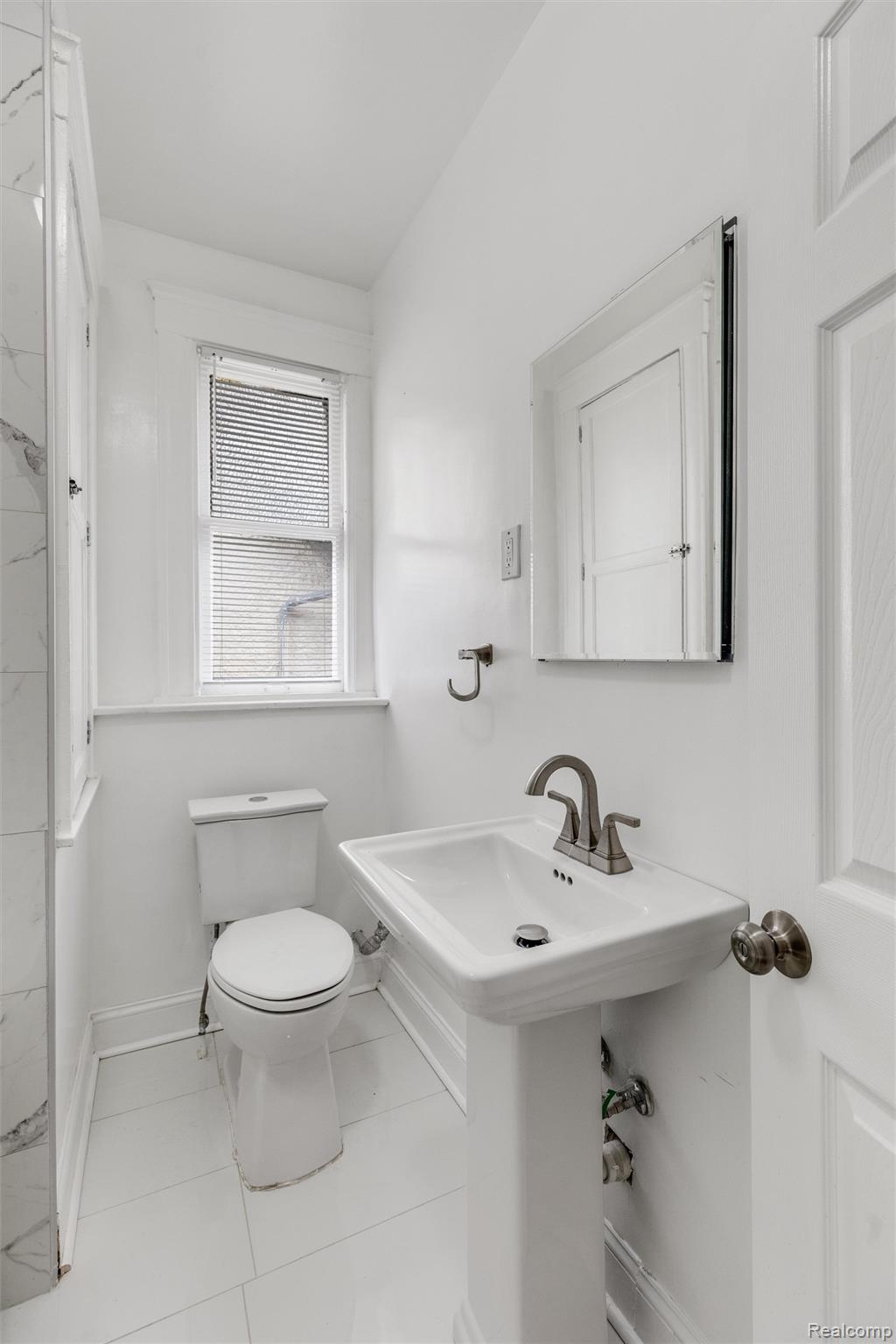 121 Colorado Street Property Photo 20