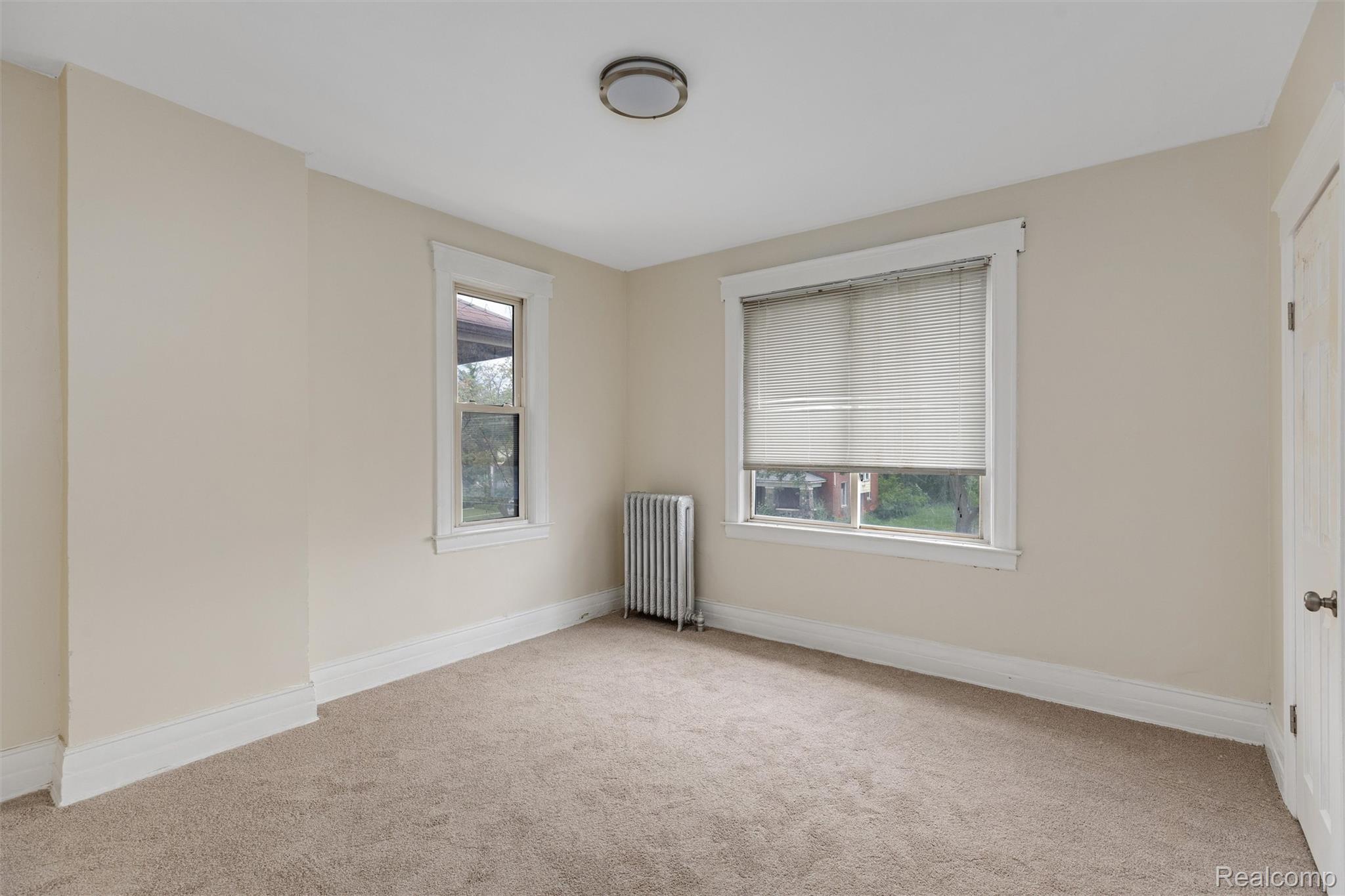 121 Colorado Street Property Photo 30