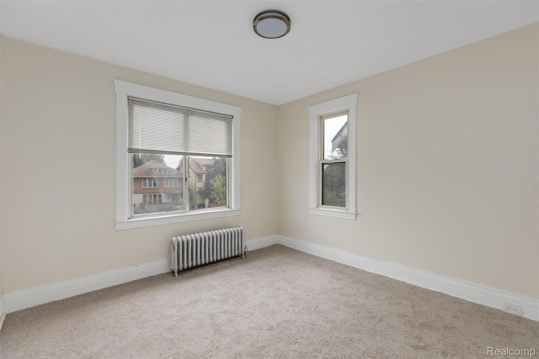 121 Colorado Street Property Photo 31