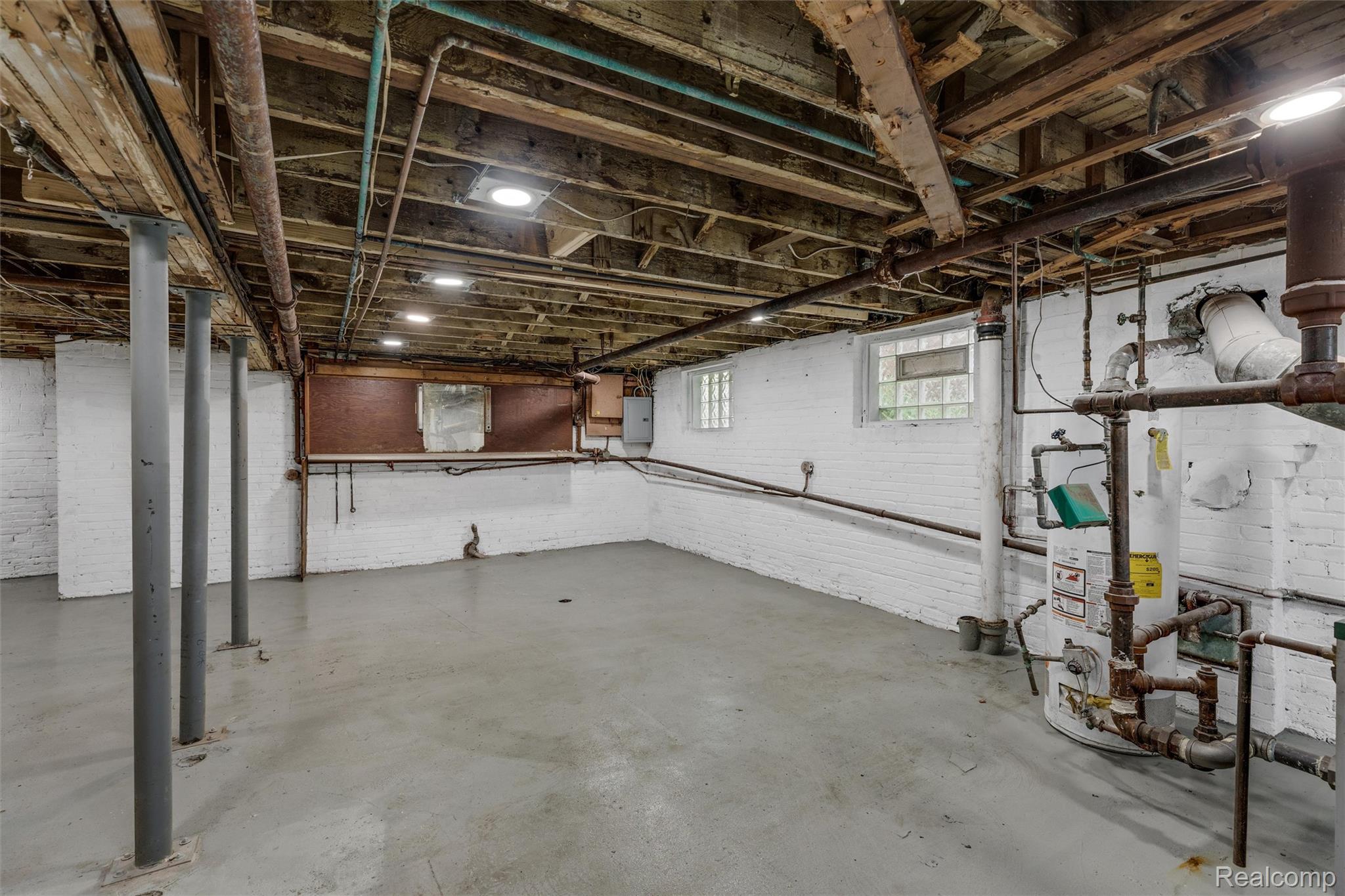 121 Colorado Street Property Photo 33