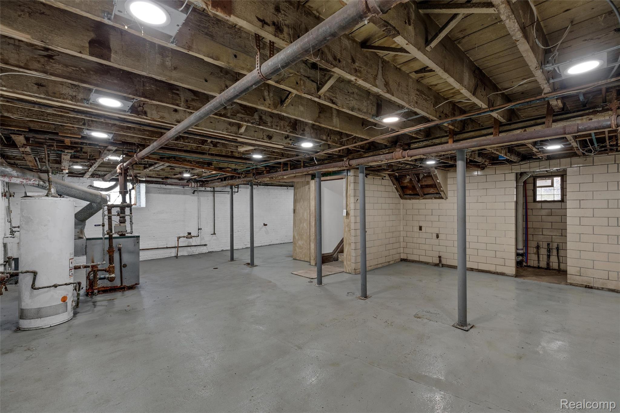 121 Colorado Street Property Photo 34