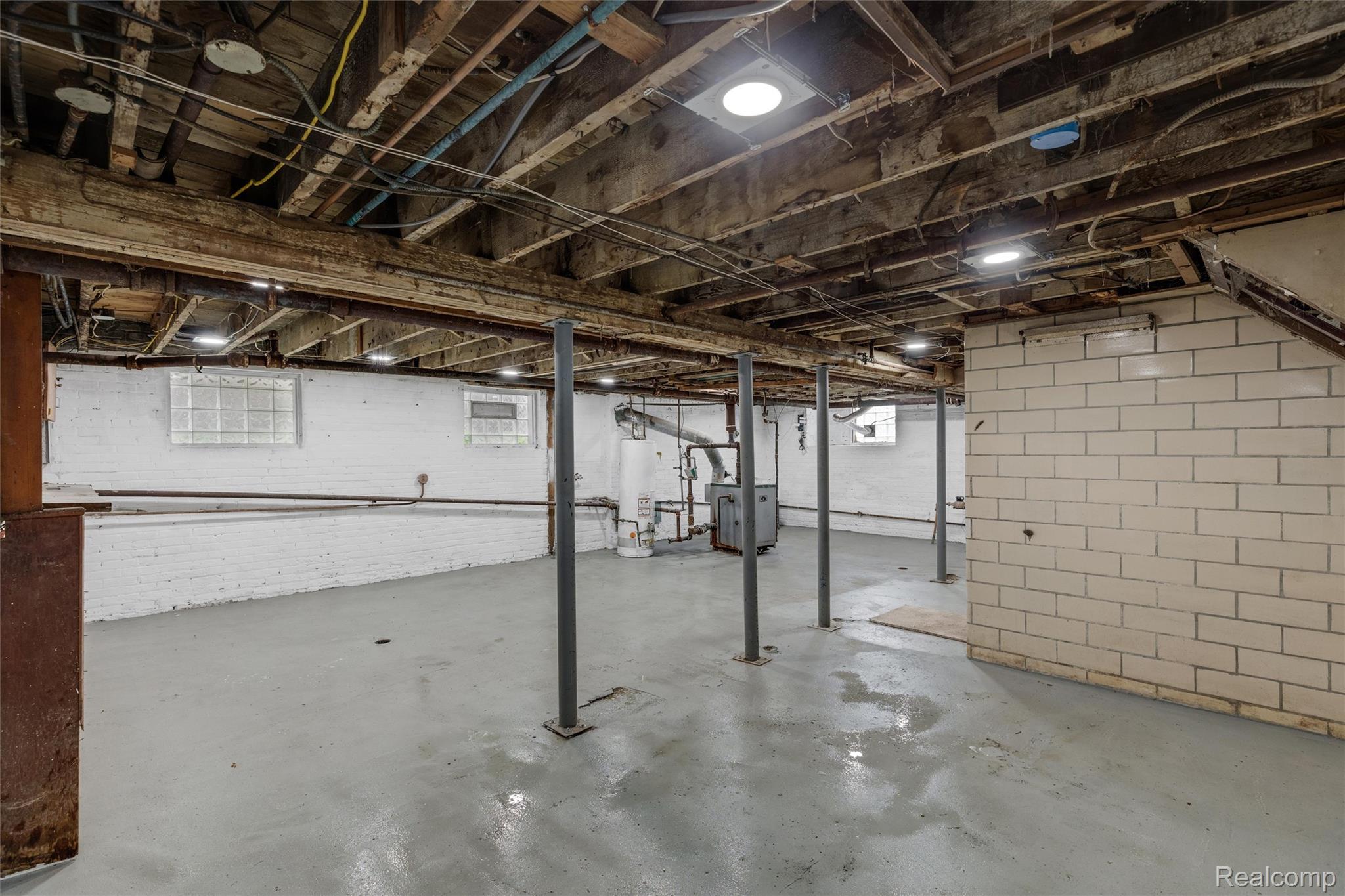 121 Colorado Street Property Photo 35