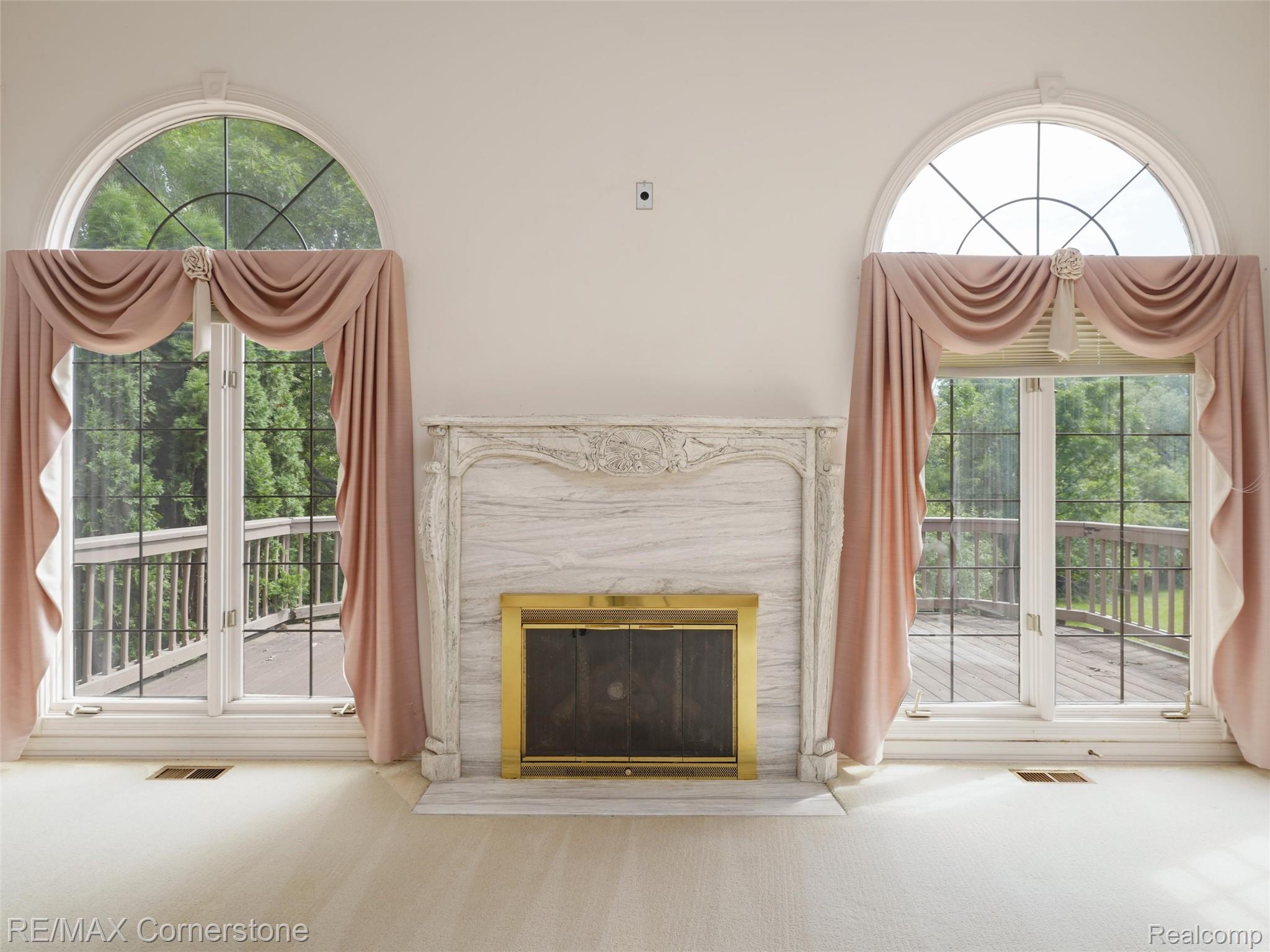 13780 Eaton Drive Property Photo 7