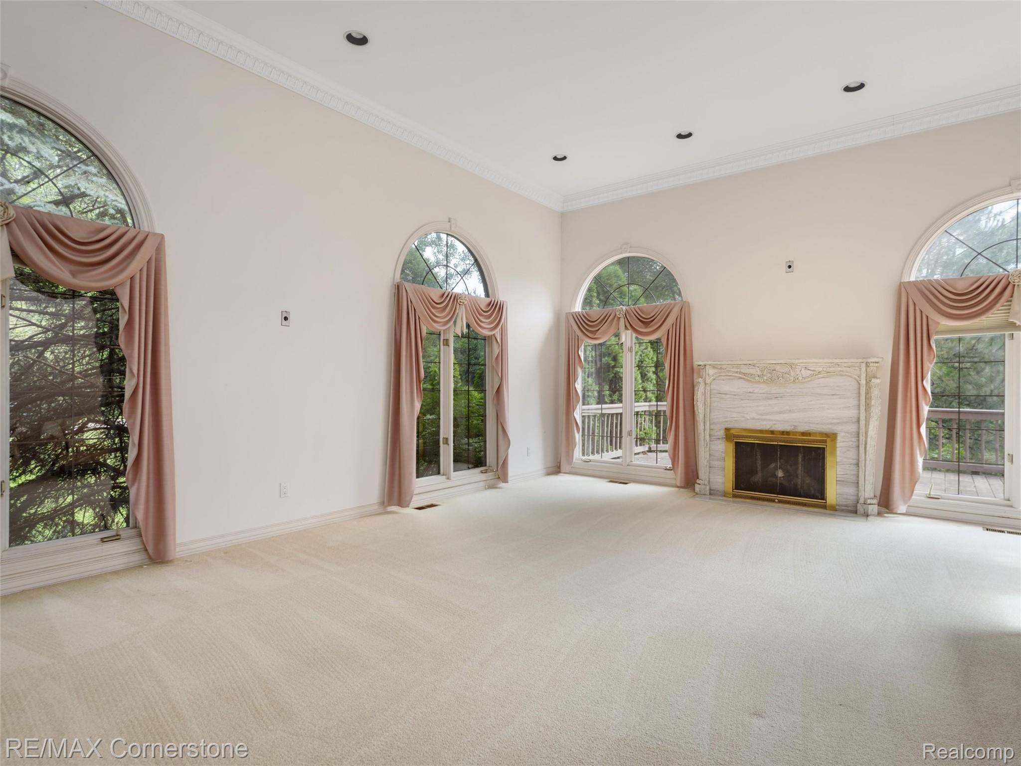 13780 Eaton Drive Property Photo 10