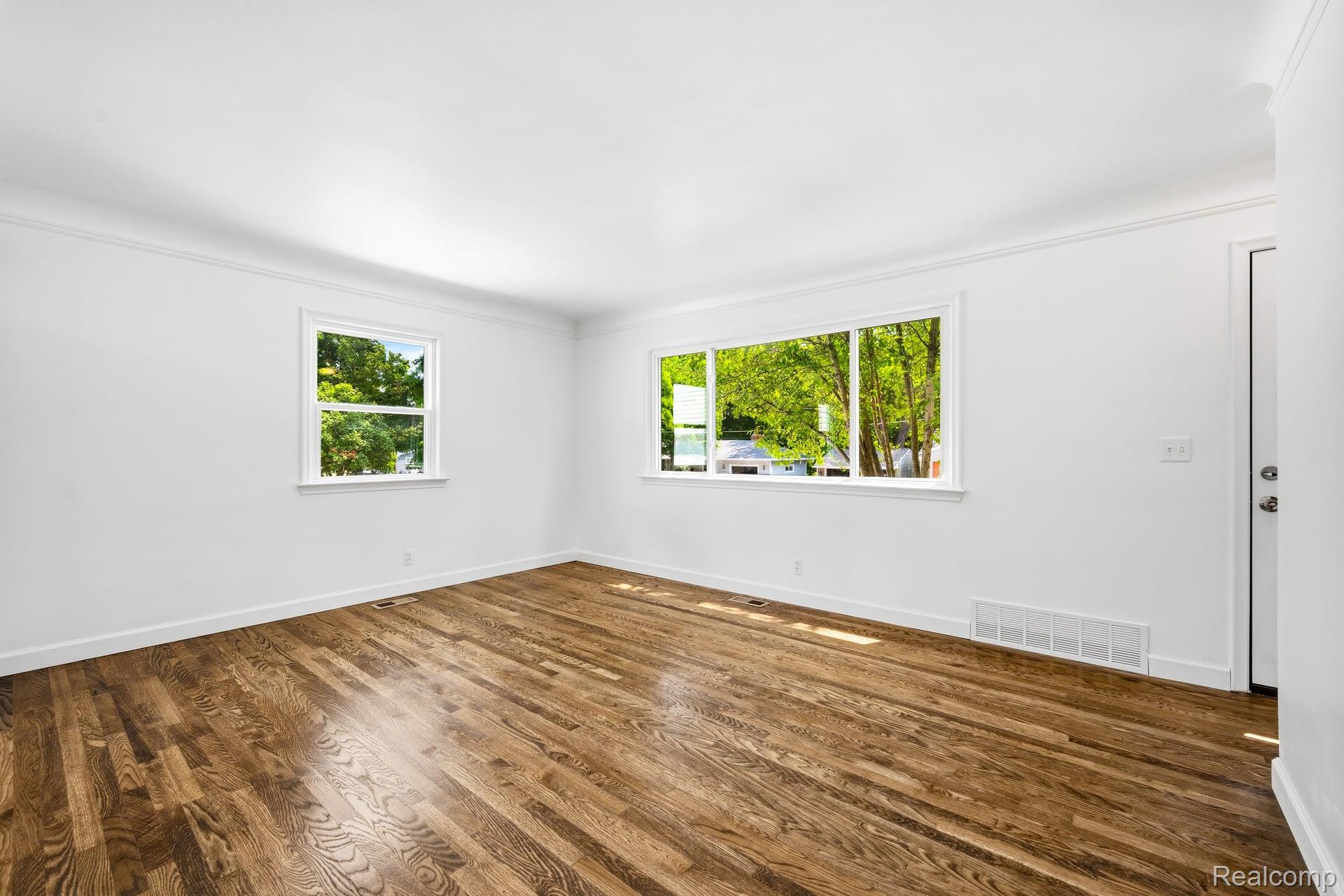 4166 Grayton Drive Property Photo 15