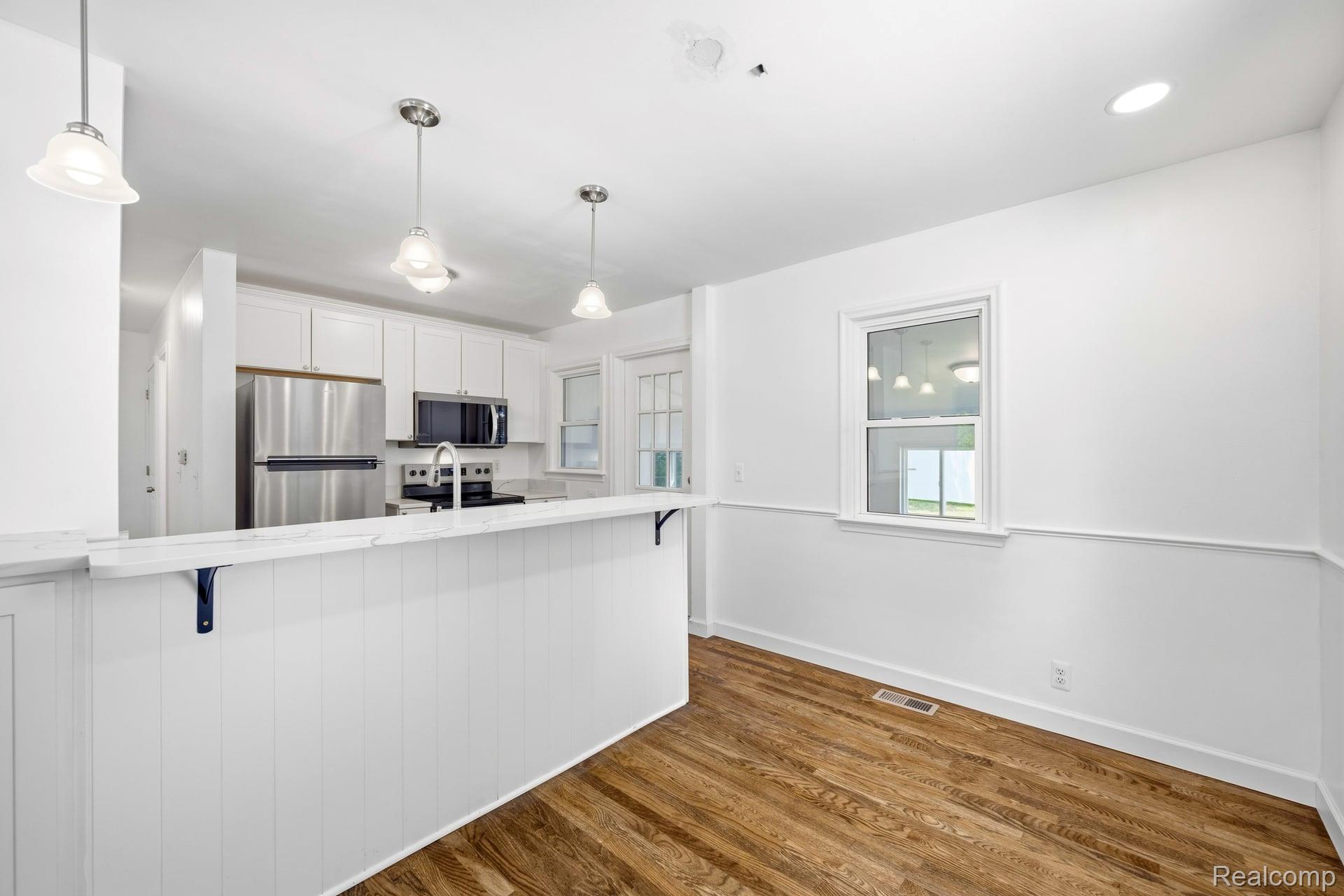 4166 Grayton Drive Property Photo 16