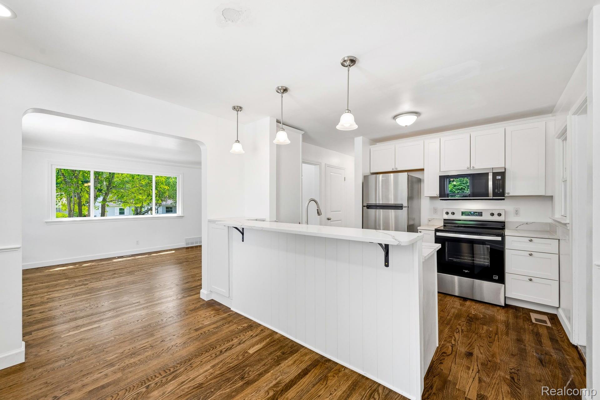 4166 Grayton Drive Property Photo 17