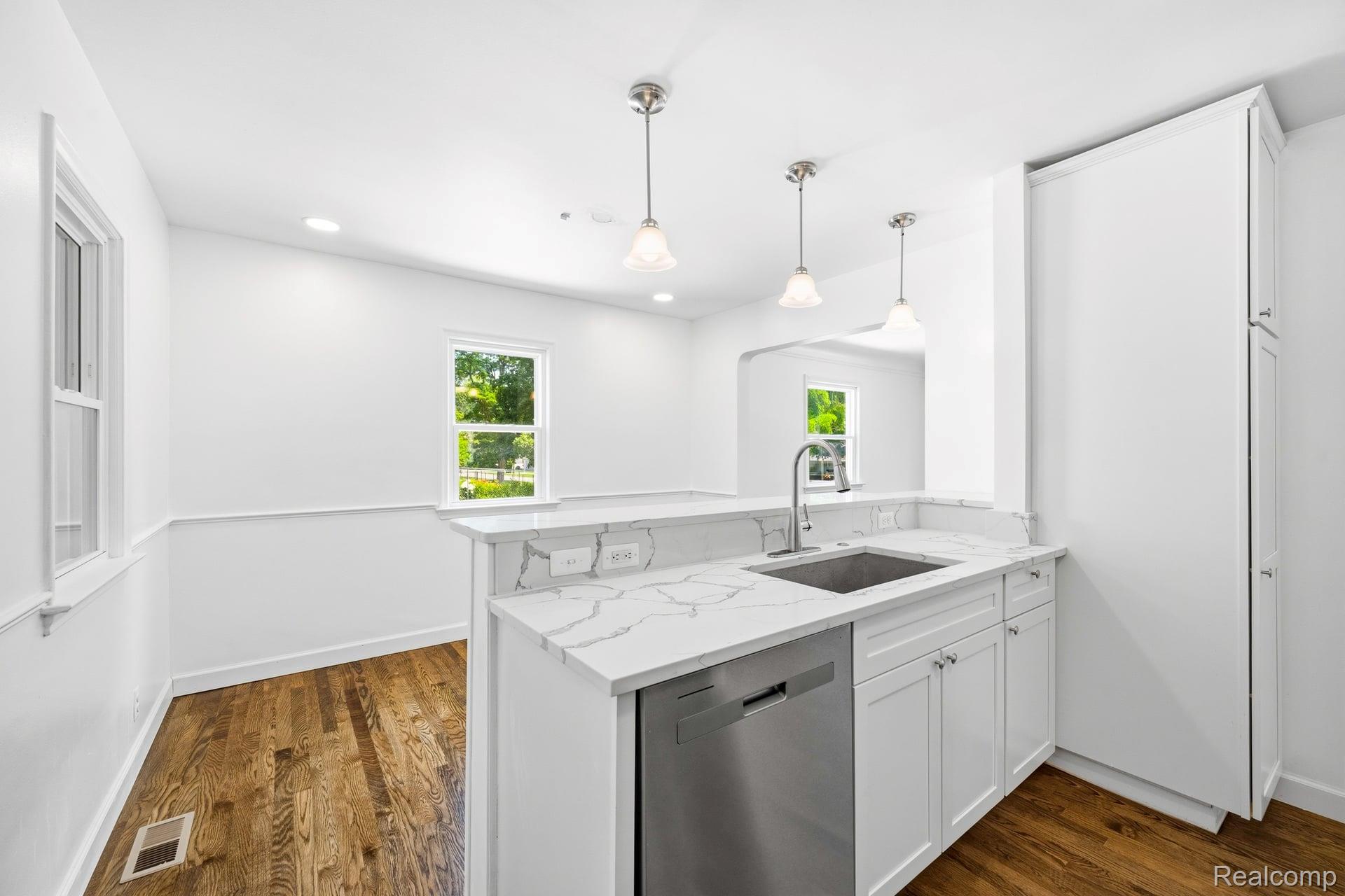 4166 Grayton Drive Property Photo 18