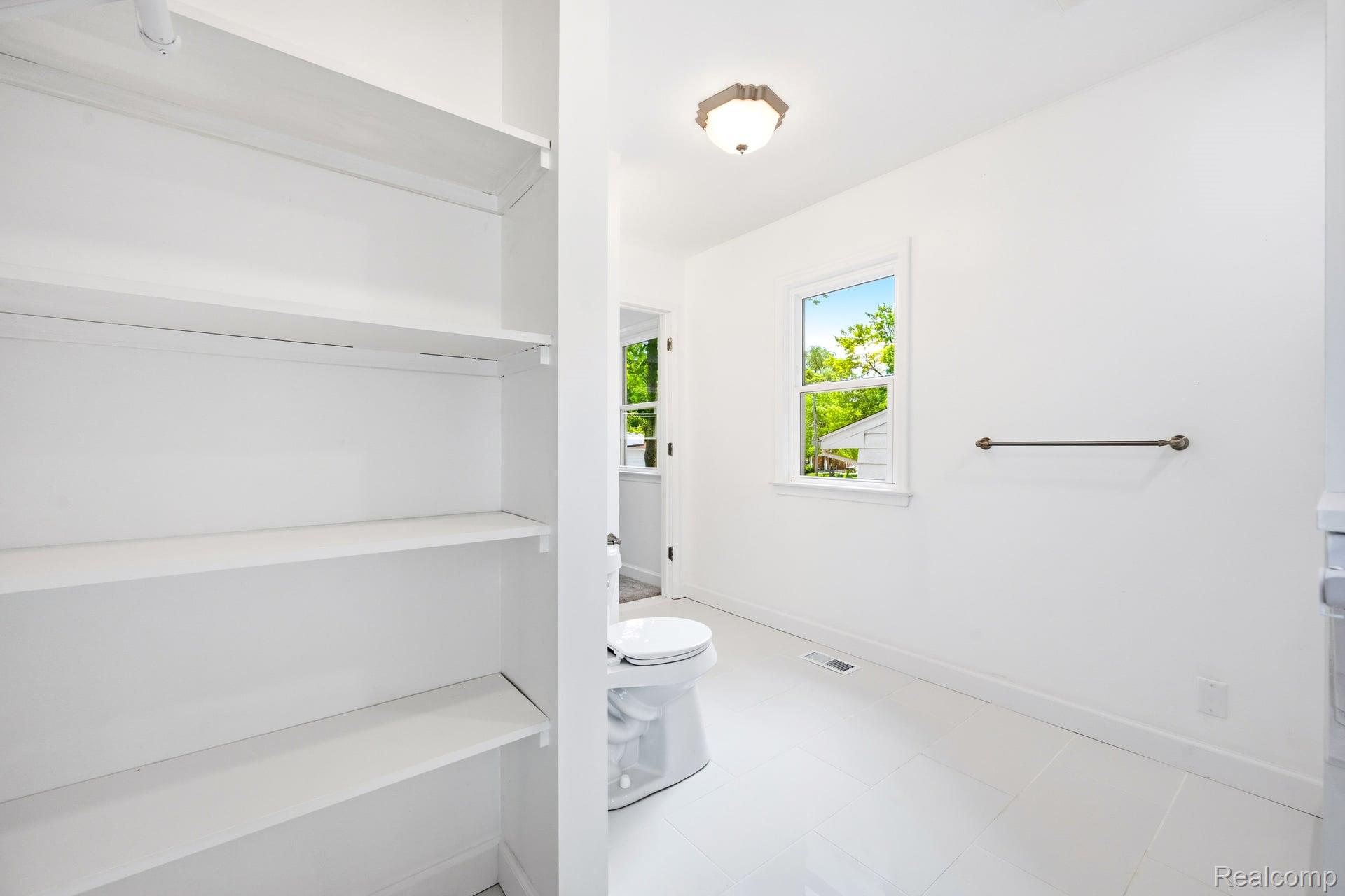 4166 Grayton Drive Property Photo 27