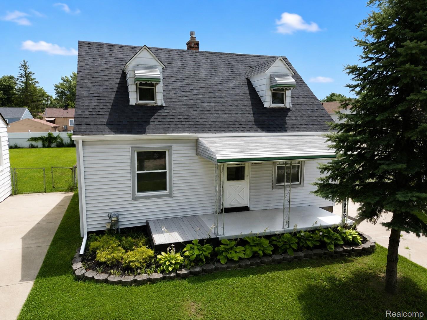 5157 Niagara Street Property Photo 1