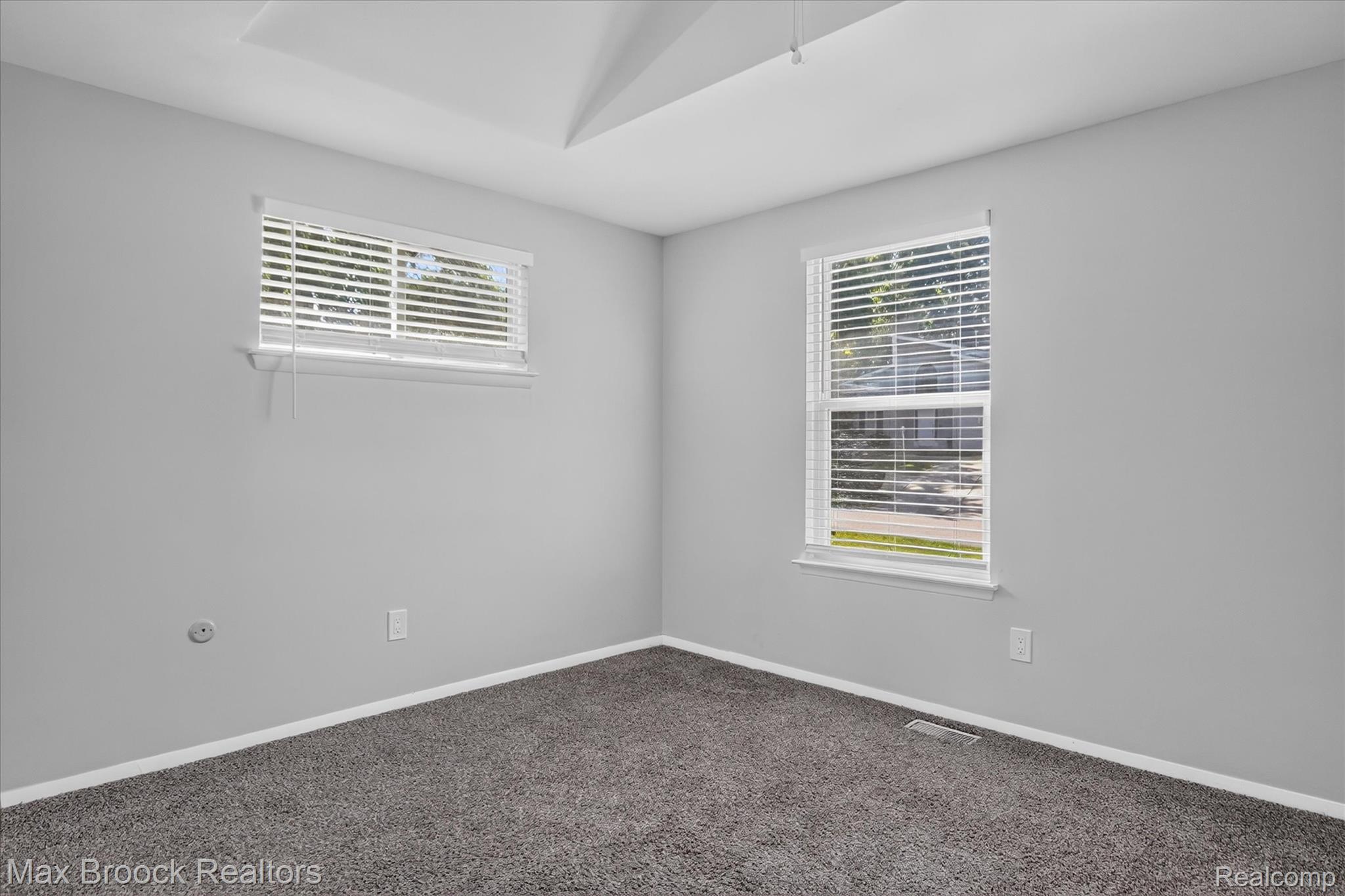 2120 Daintree Avenue Property Photo 14
