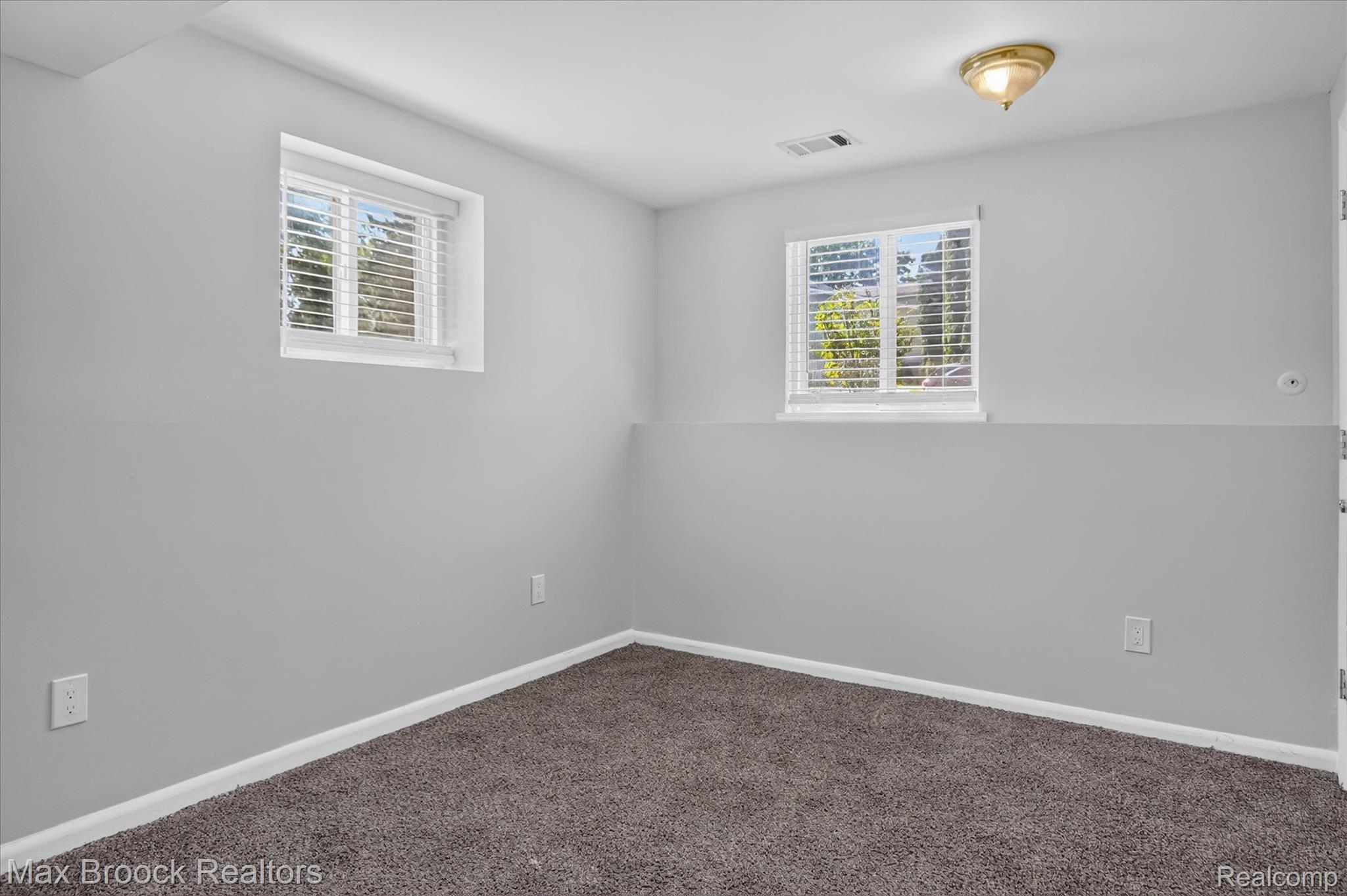 2120 Daintree Avenue Property Photo 19