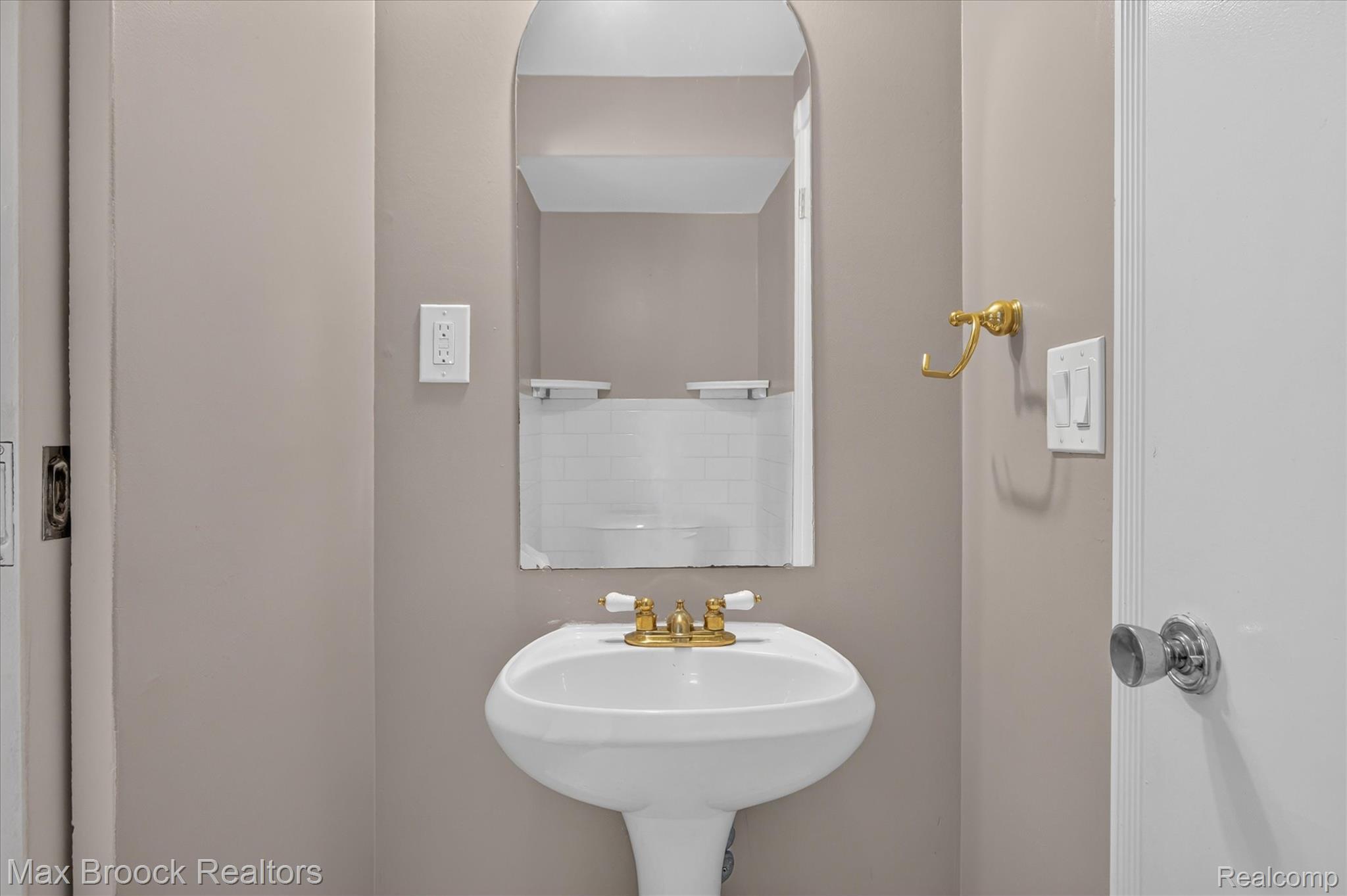 2120 Daintree Avenue Property Photo 20