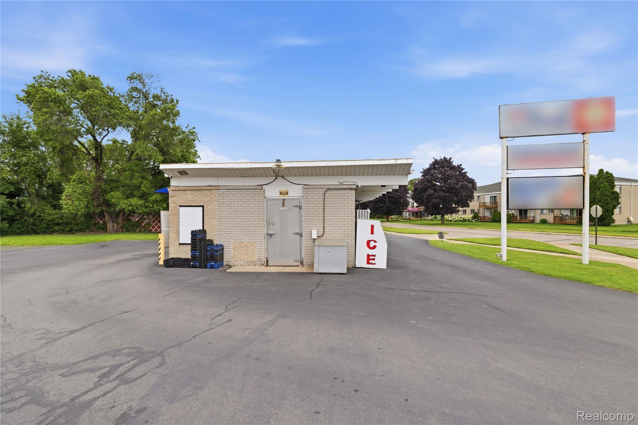 14650 Champaign Road Property Photo 2