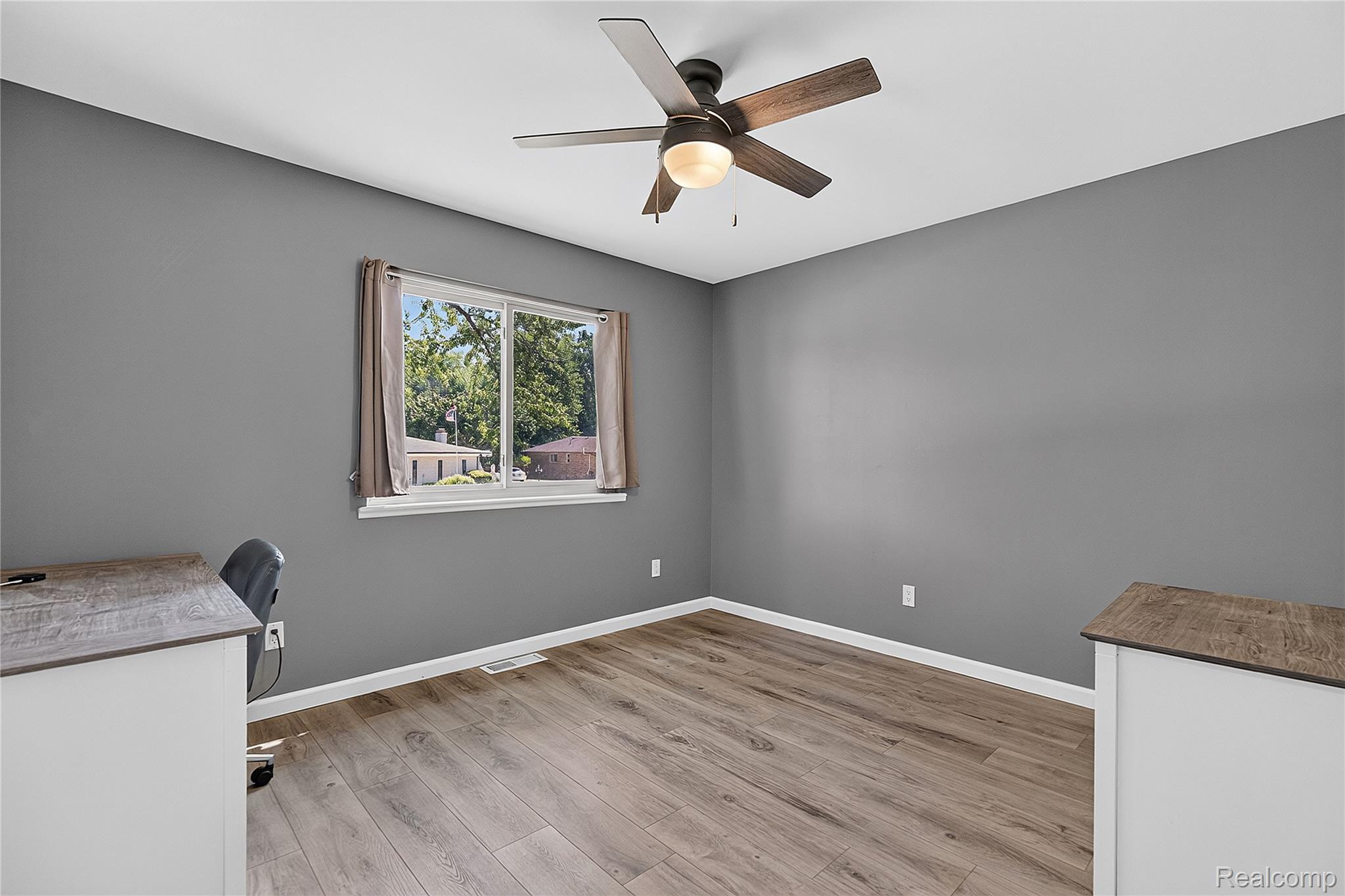 46365 Community Center Drive Property Photo 25