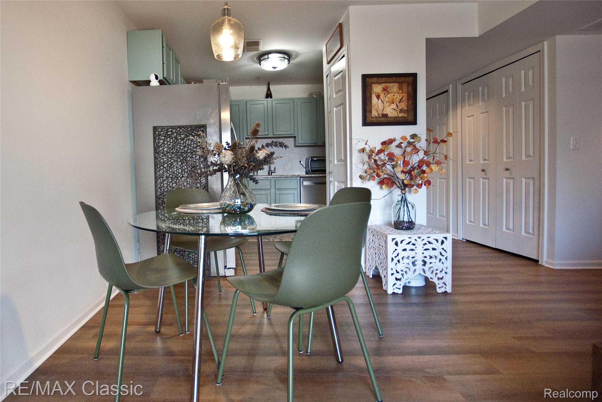 1155 S Lake Drive 57 Property Photo 6