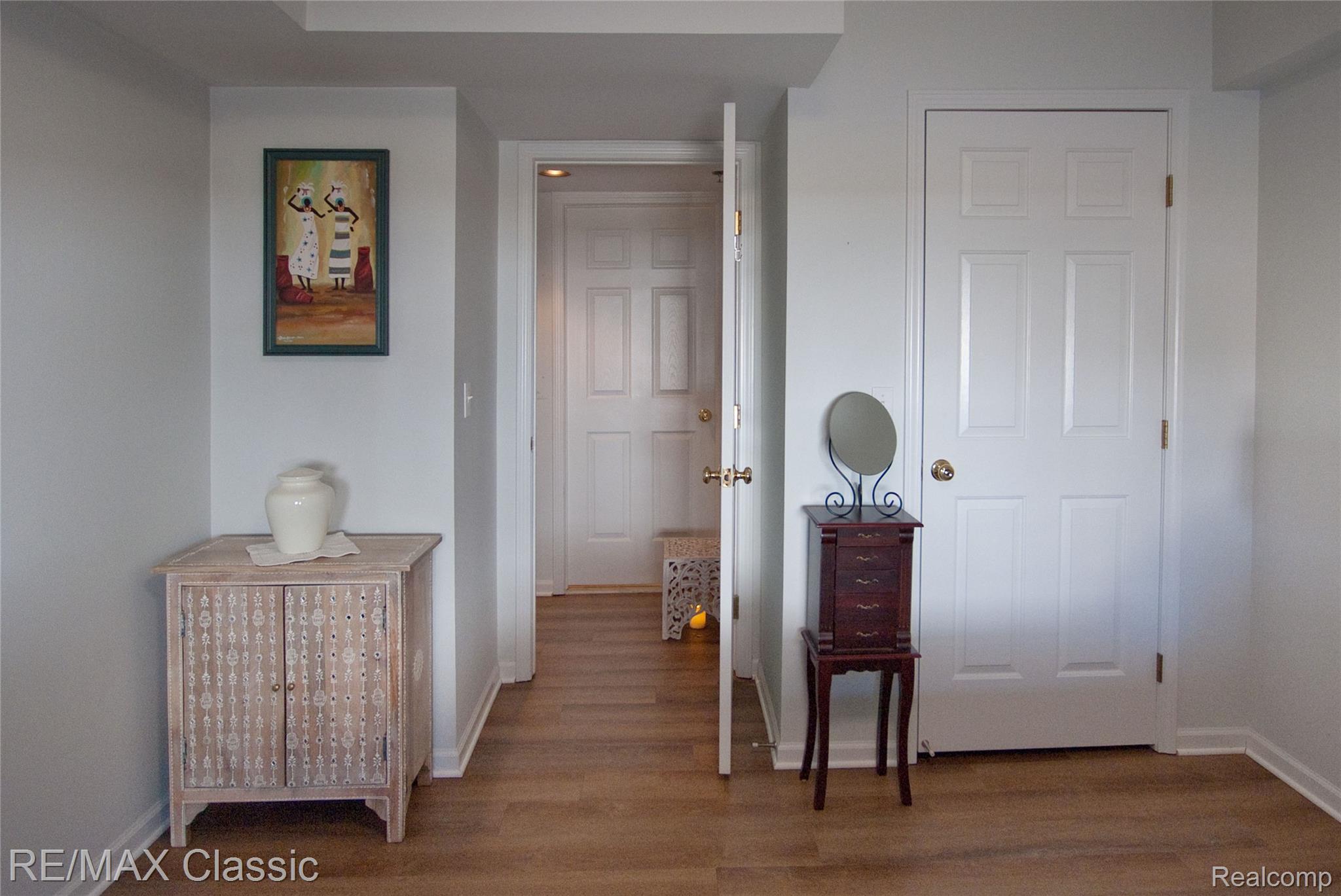 1155 S Lake Drive 57 Property Photo 11