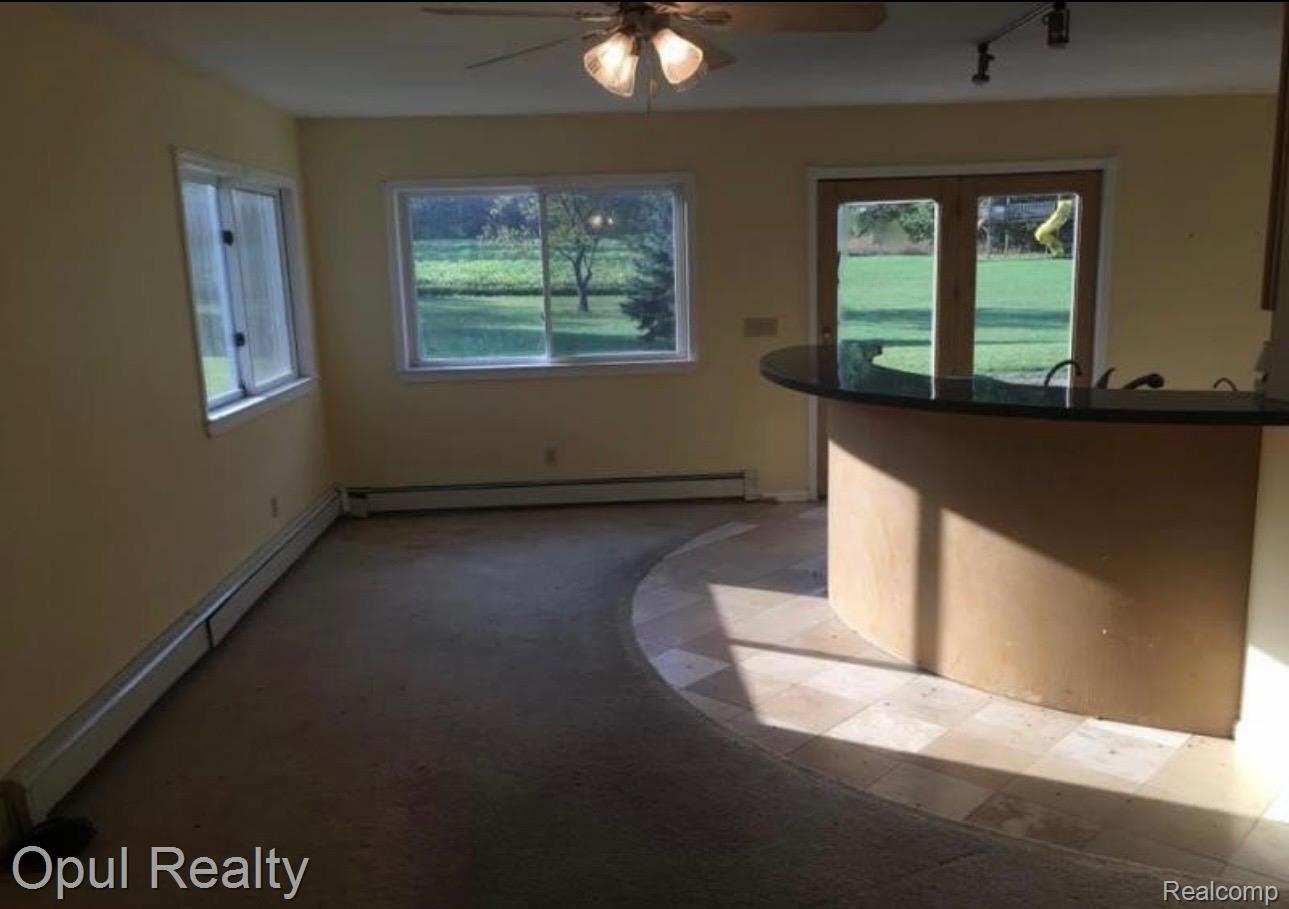 7503 Reading Road Property Photo 6