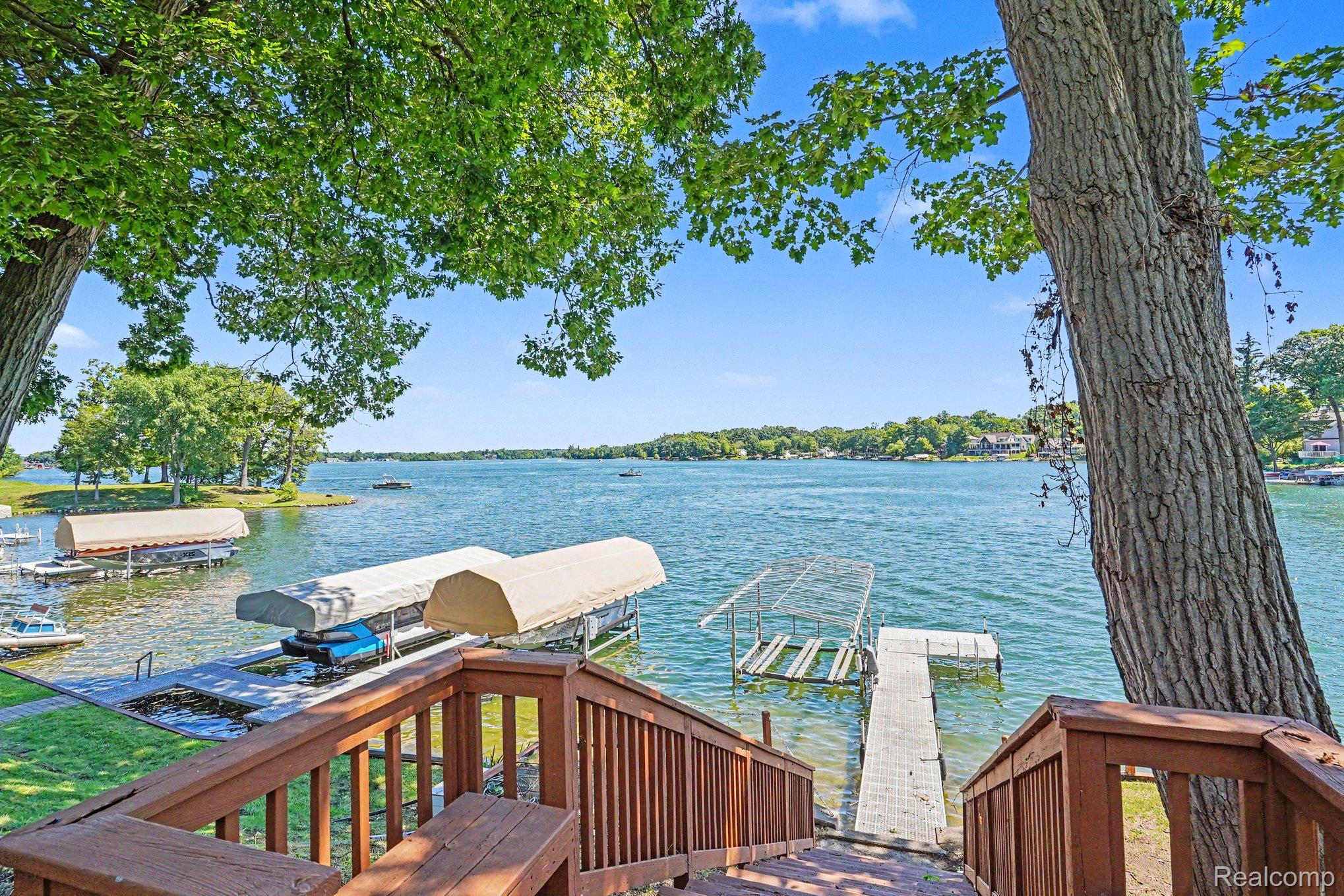1792 Lockwood Property Photo 3