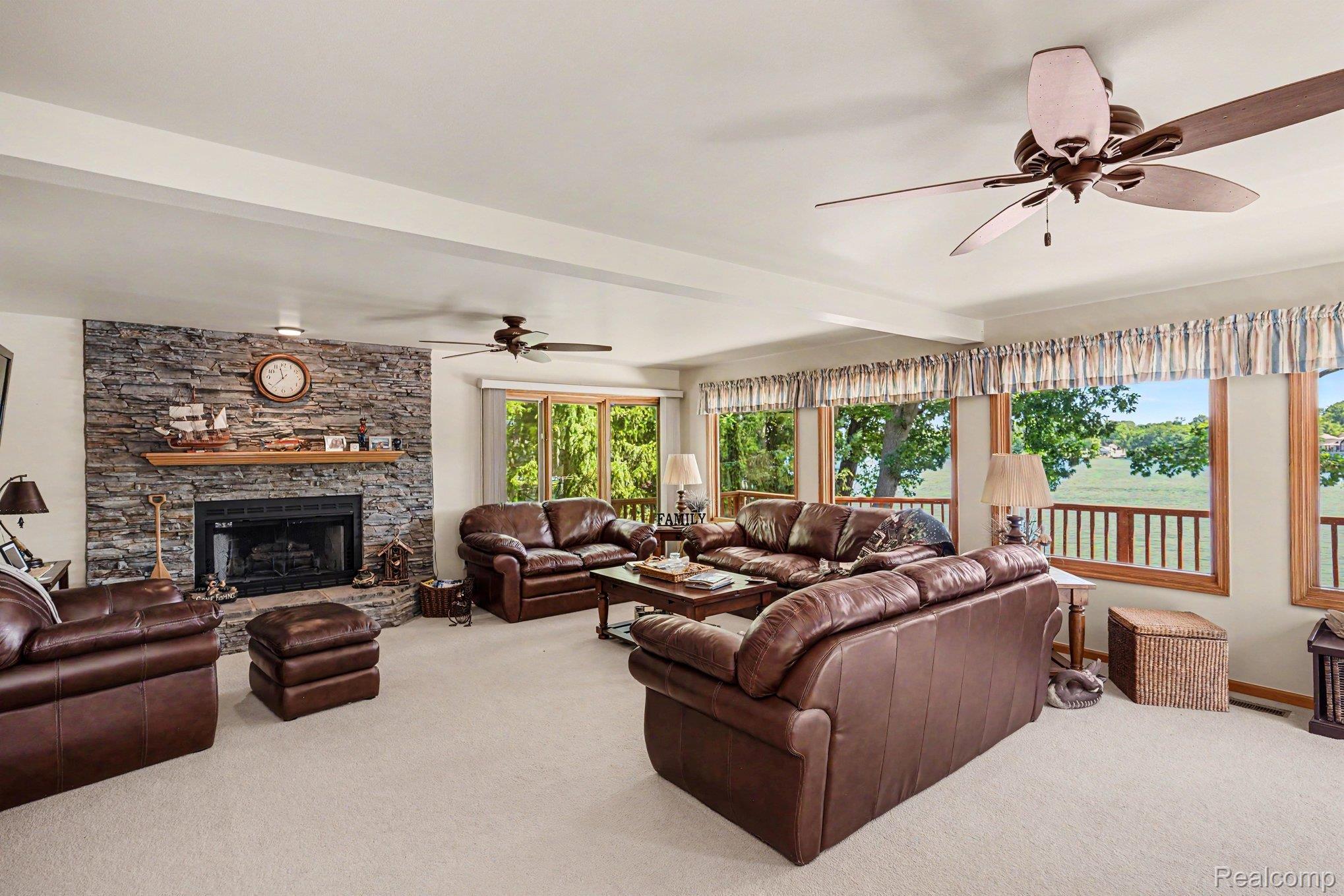 1792 Lockwood Property Photo 4