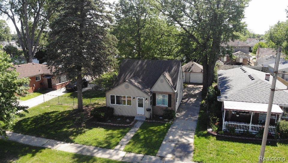 5694 Robindale Avenue Property Photo 1