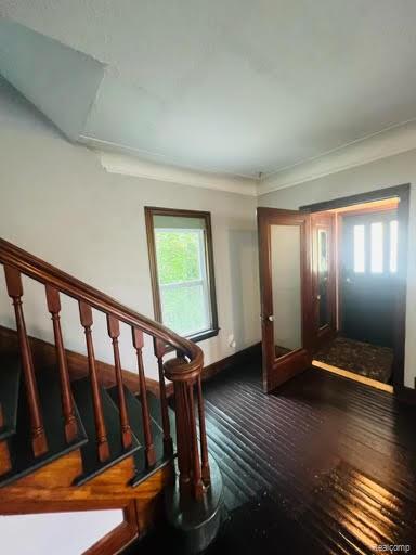 13044 Wilshire Drive Property Photo 2