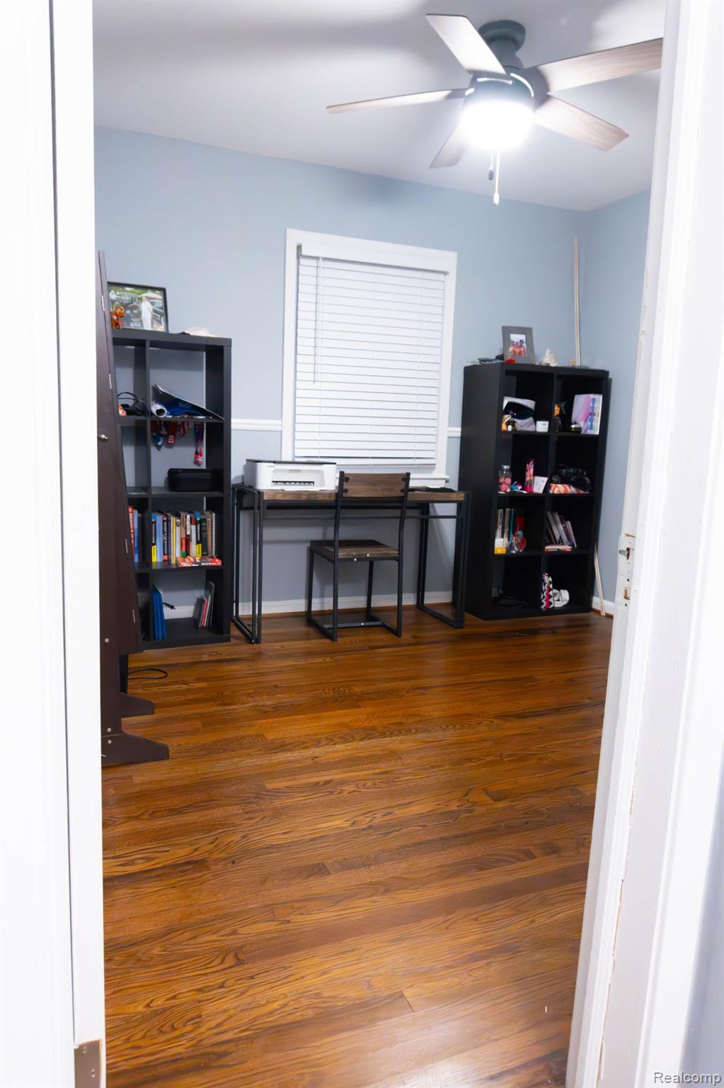 16729 Glastonbury Road Property Photo 16