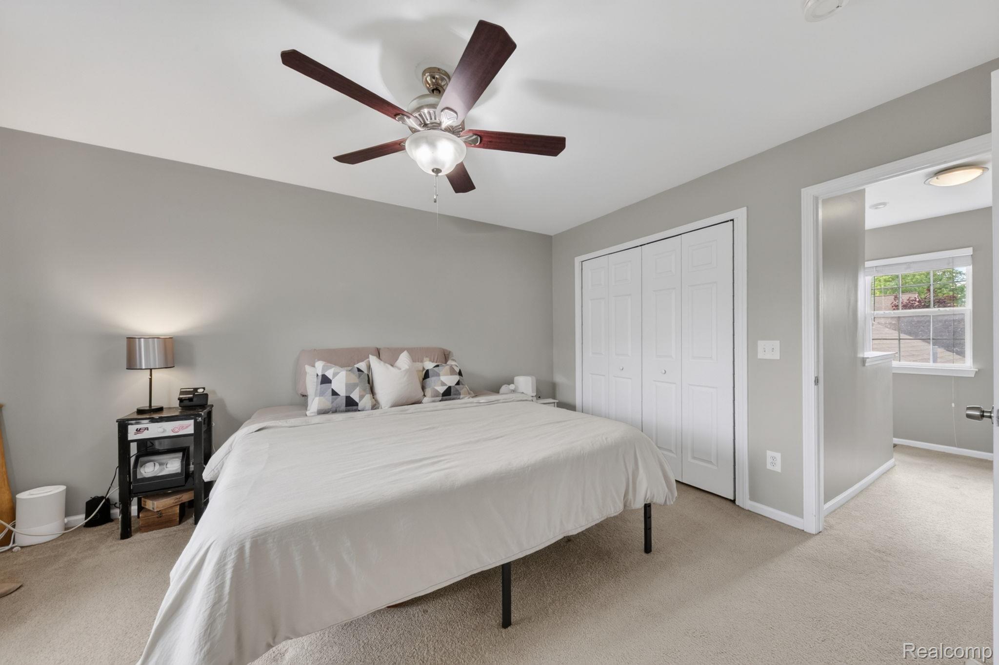 4554 Hunters Circle Property Photo 18